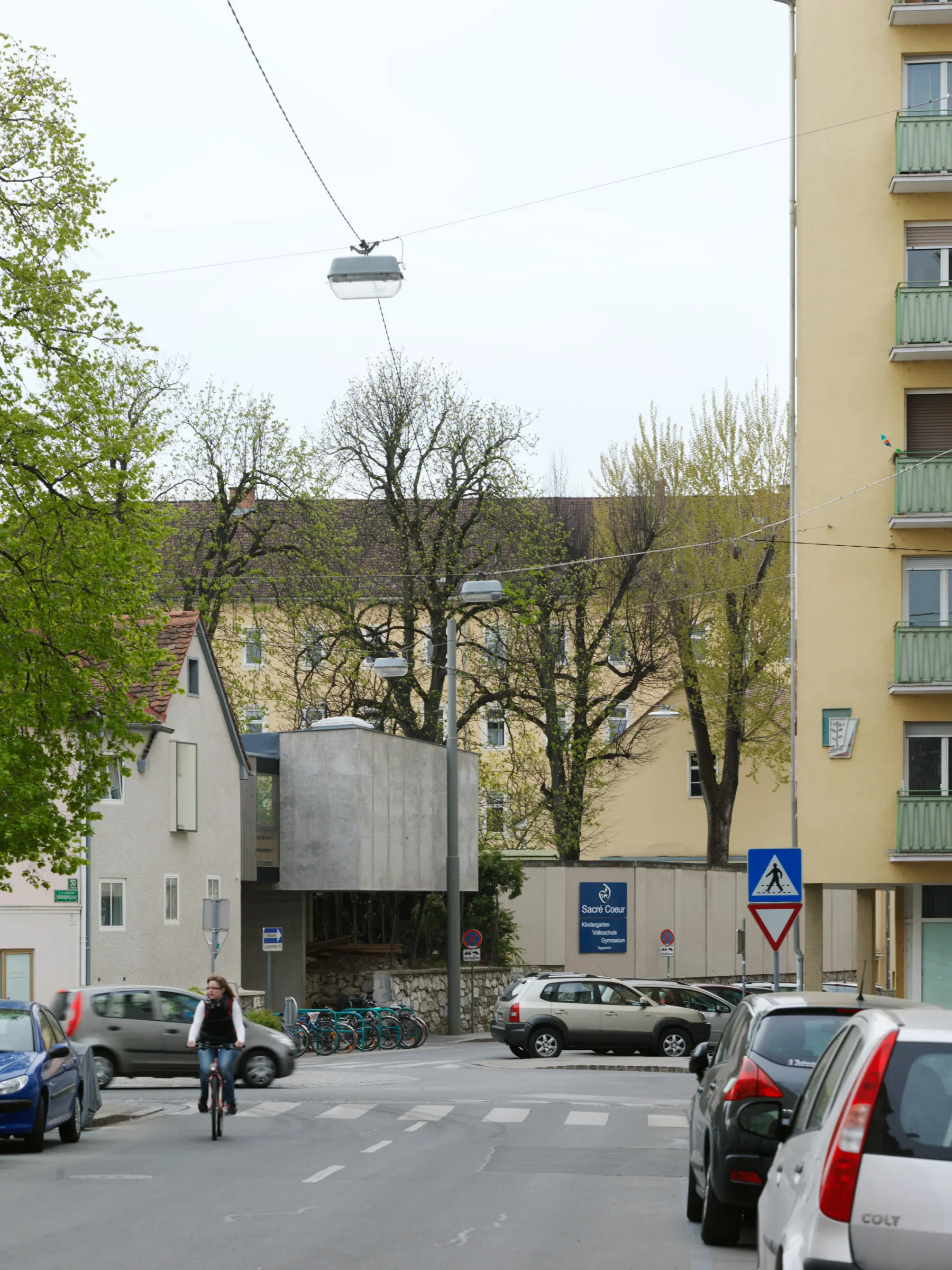 Kein Alt-Text zur Verfügung gestellt.