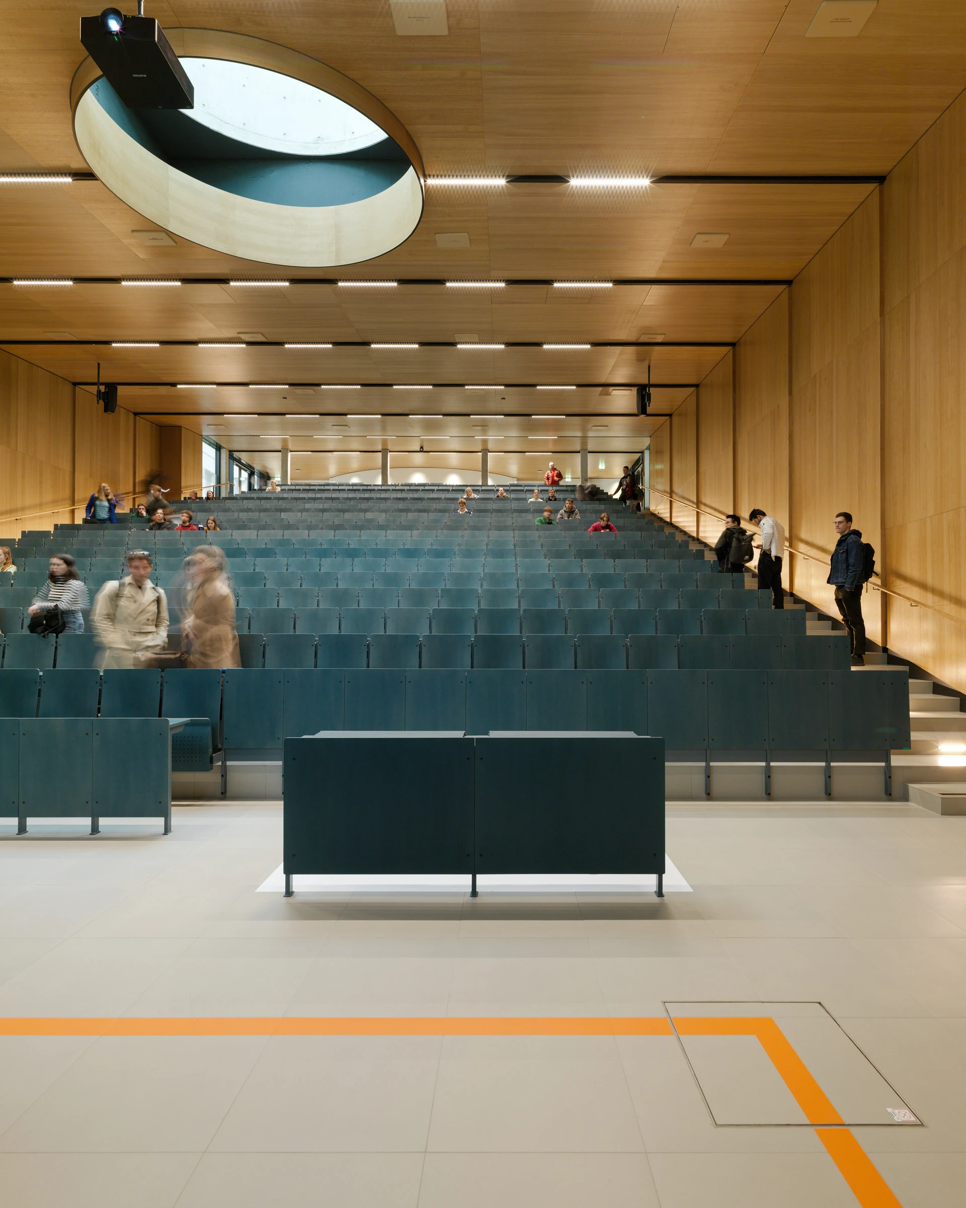 Kein Alt-Text zur Verfügung gestellt.