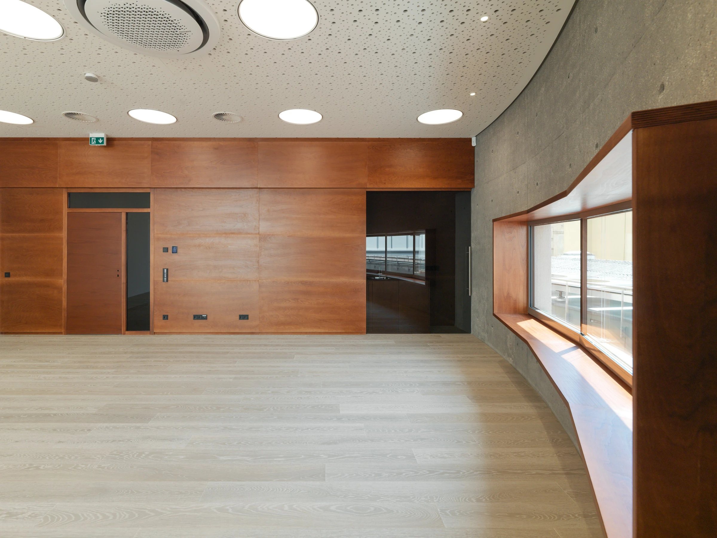 Kein Alt-Text zur Verfügung gestellt.