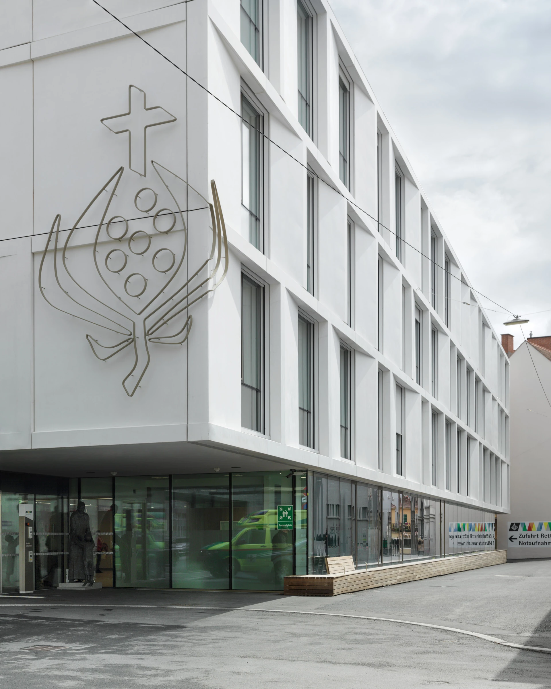 Kein Alt-Text zur Verfügung gestellt.