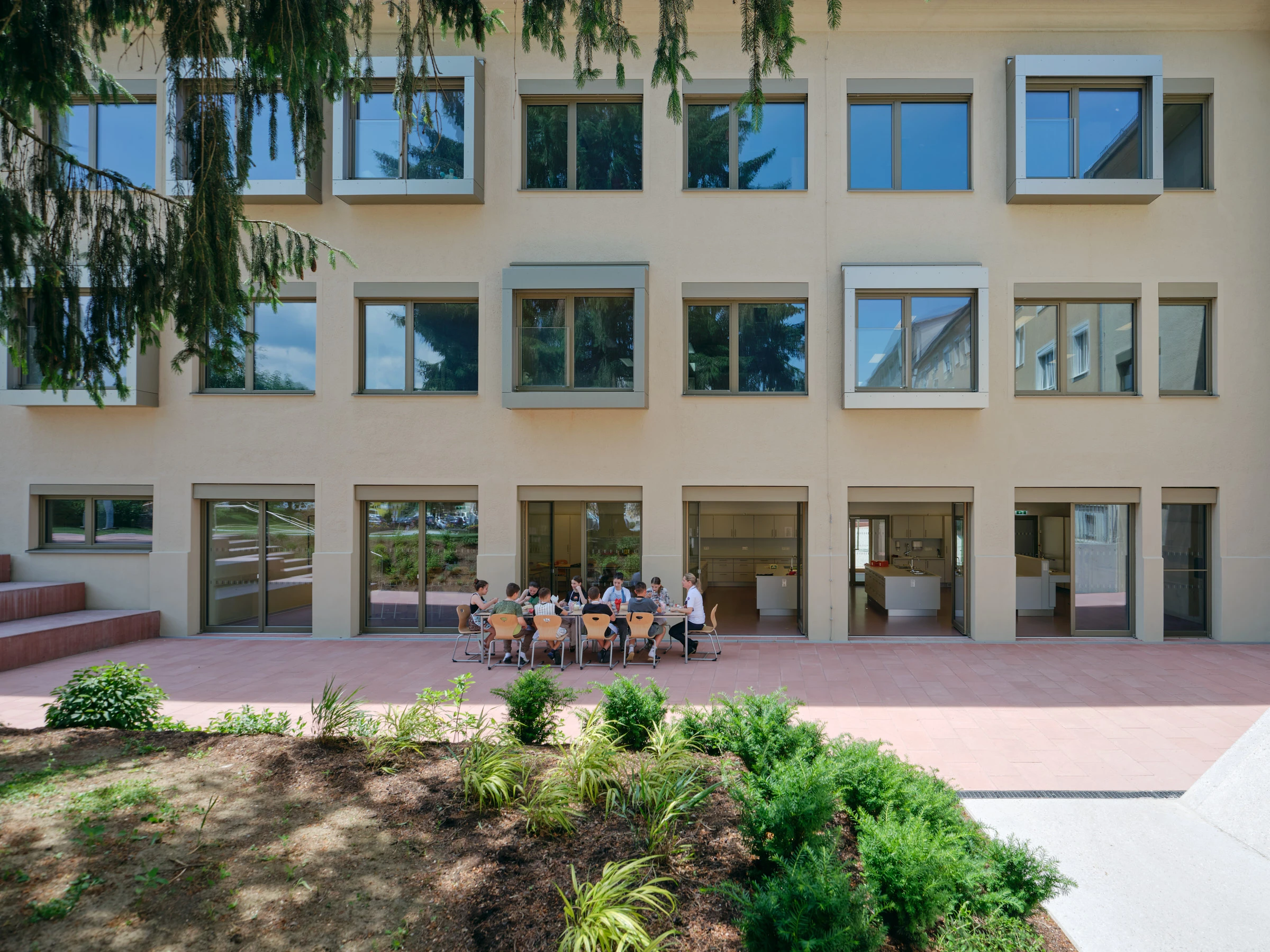 Kein Alt-Text zur Verfügung gestellt.