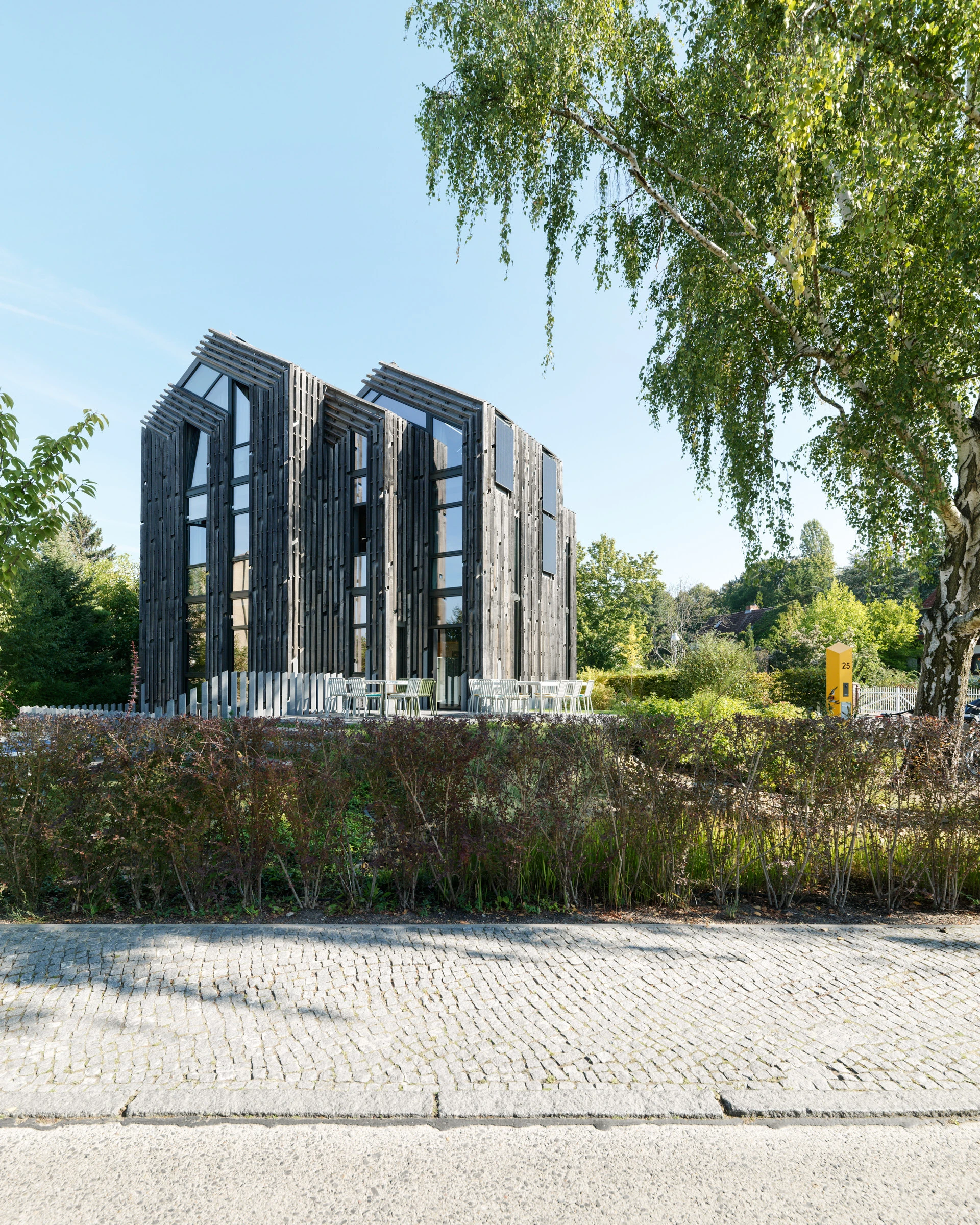 Kein Alt-Text zur Verfügung gestellt.