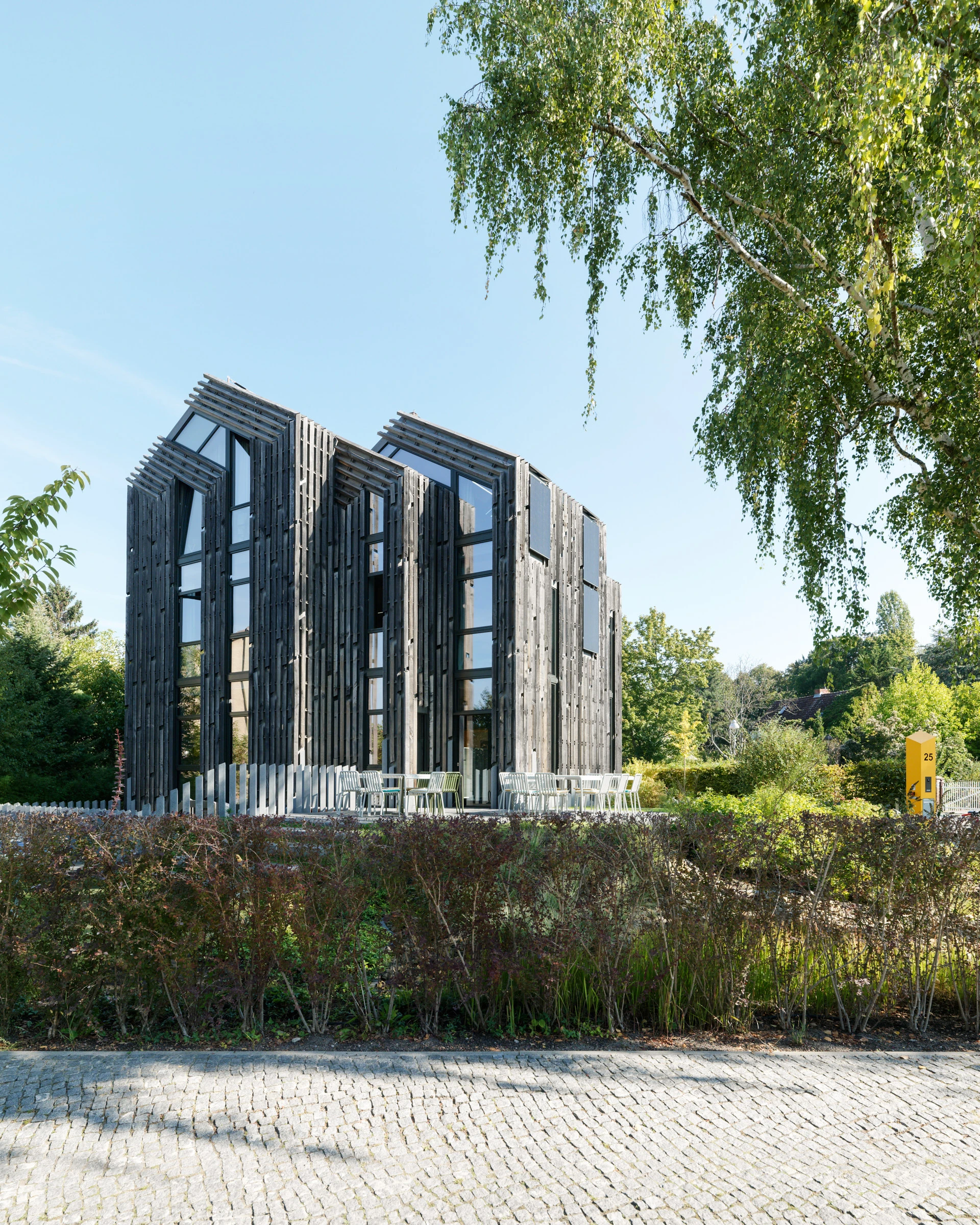 Kein Alt-Text zur Verfügung gestellt.