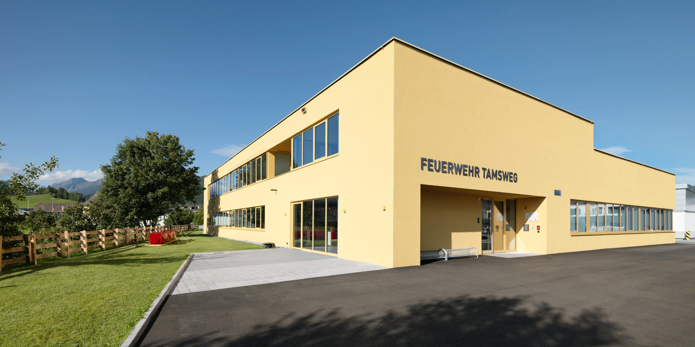 Kein Alt-Text zur Verfügung gestellt.