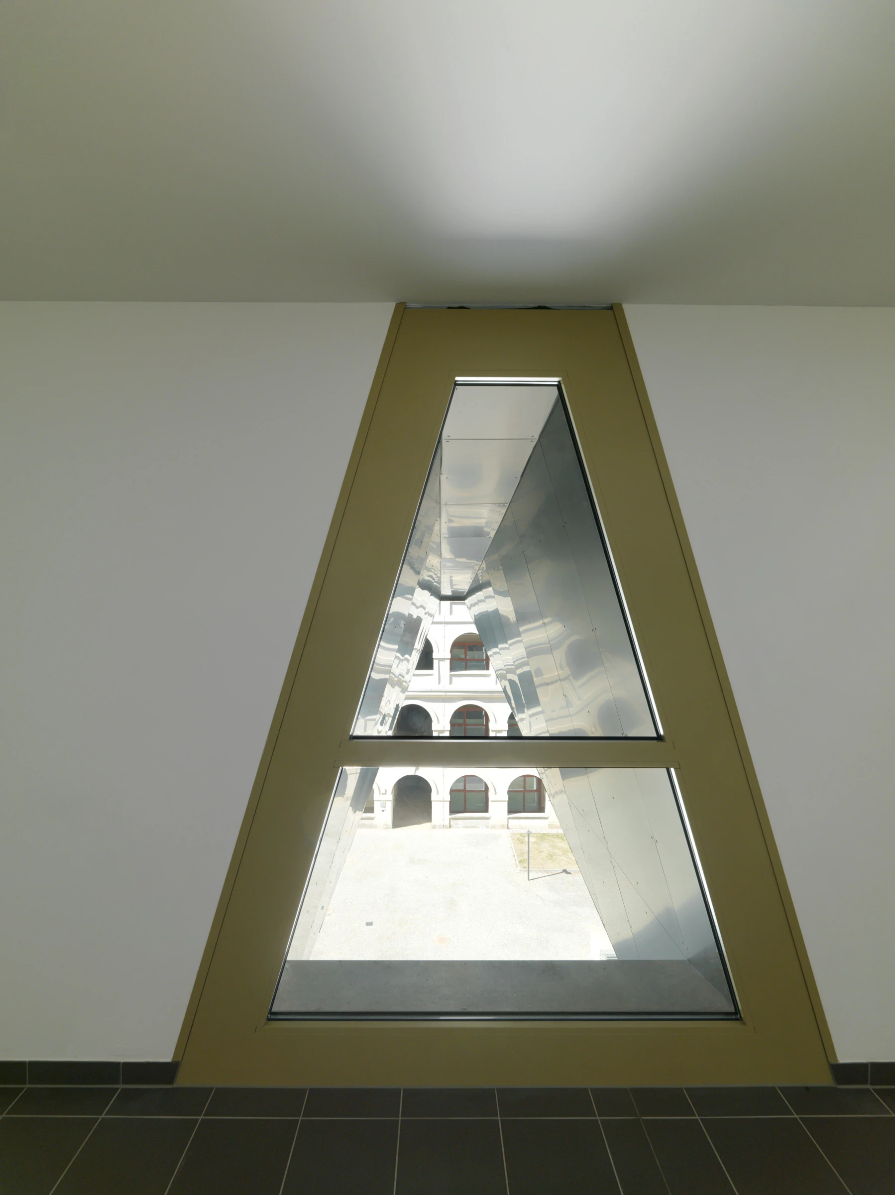 Kein Alt-Text zur Verfügung gestellt.