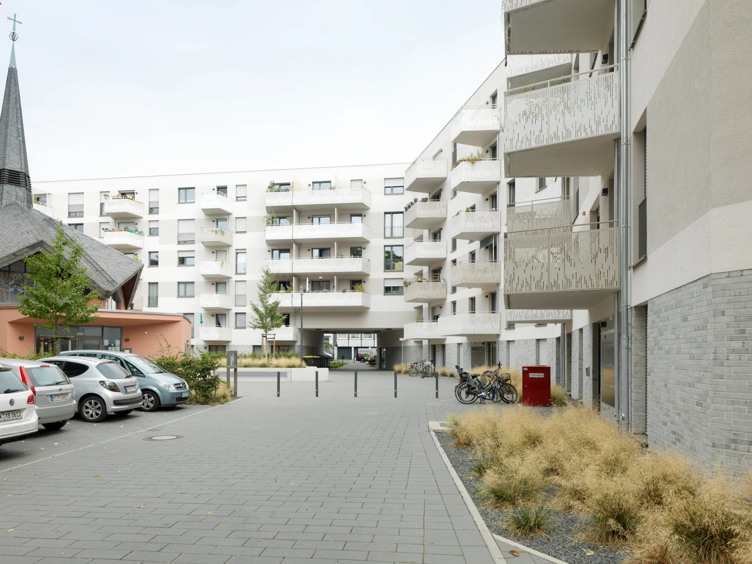 Kein Alt-Text zur Verfügung gestellt.