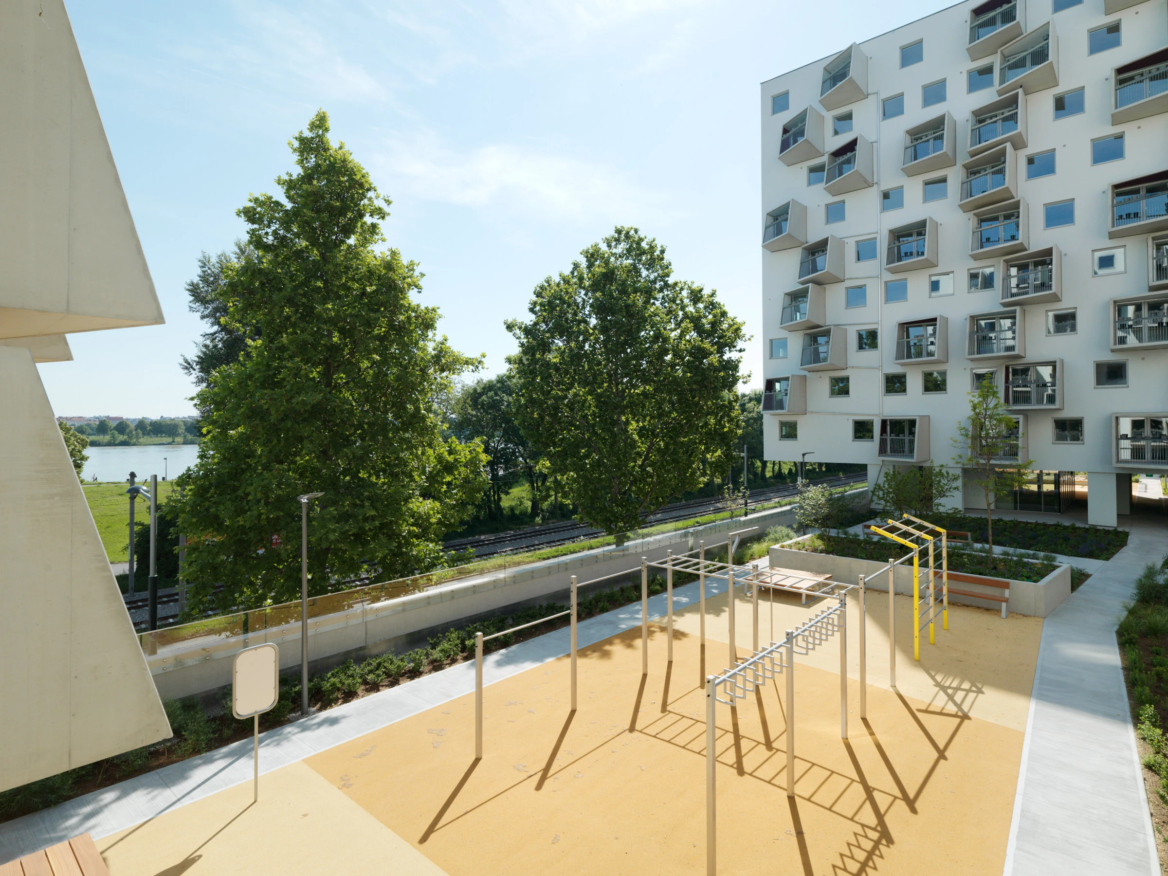 Kein Alt-Text zur Verfügung gestellt.