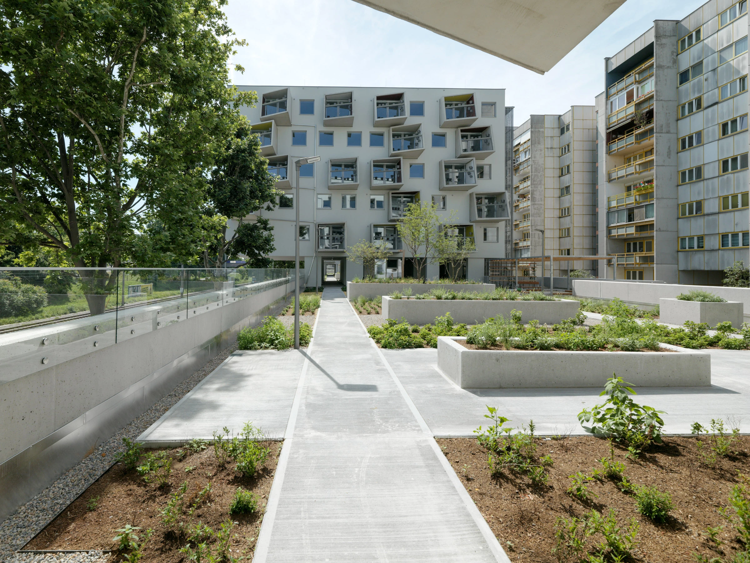 Kein Alt-Text zur Verfügung gestellt.