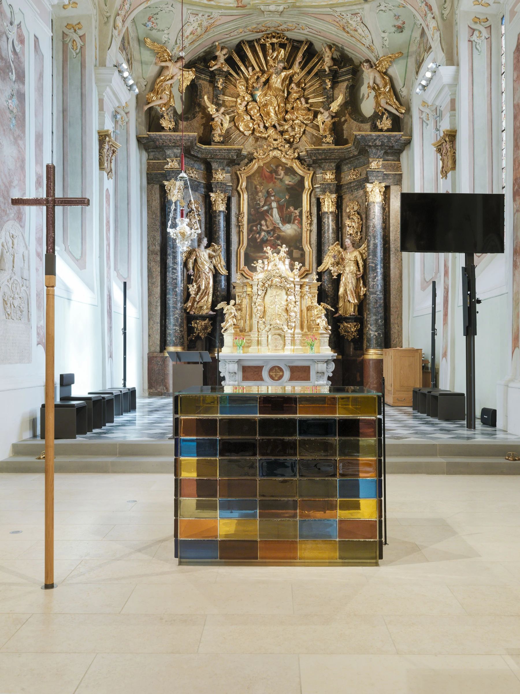 Kein Alt-Text zur Verfügung gestellt.