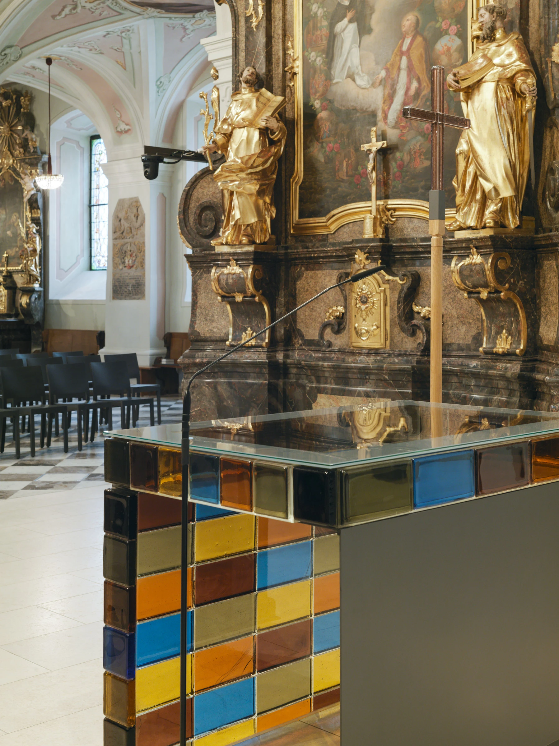 Kein Alt-Text zur Verfügung gestellt.