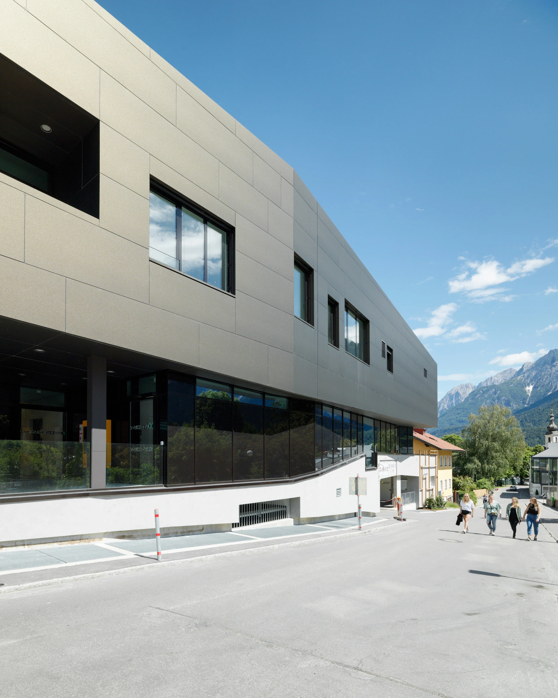 Kein Alt-Text zur Verfügung gestellt.