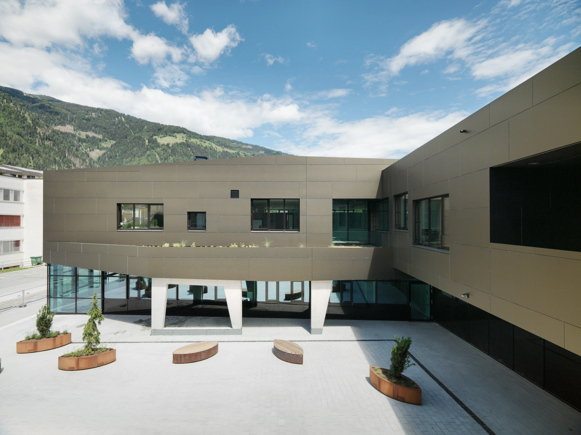 Kein Alt-Text zur Verfügung gestellt.