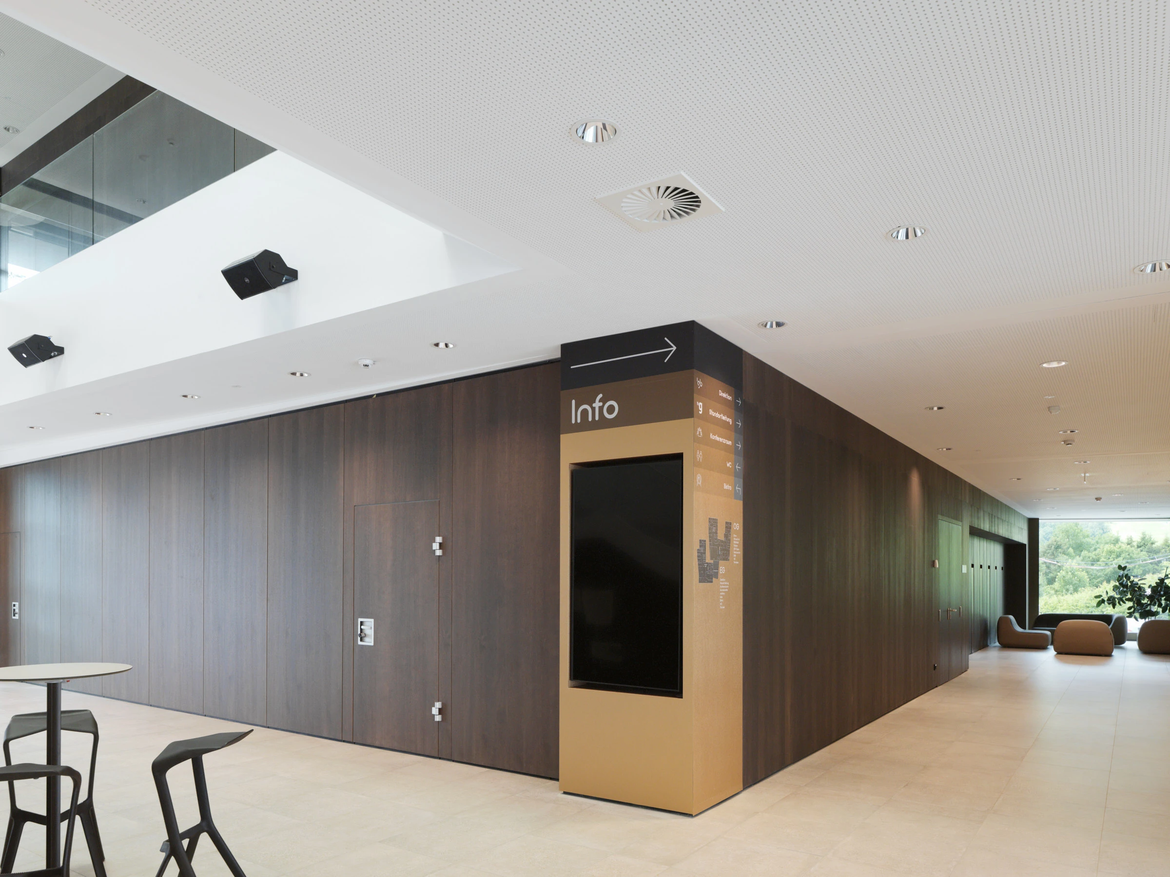 Kein Alt-Text zur Verfügung gestellt.