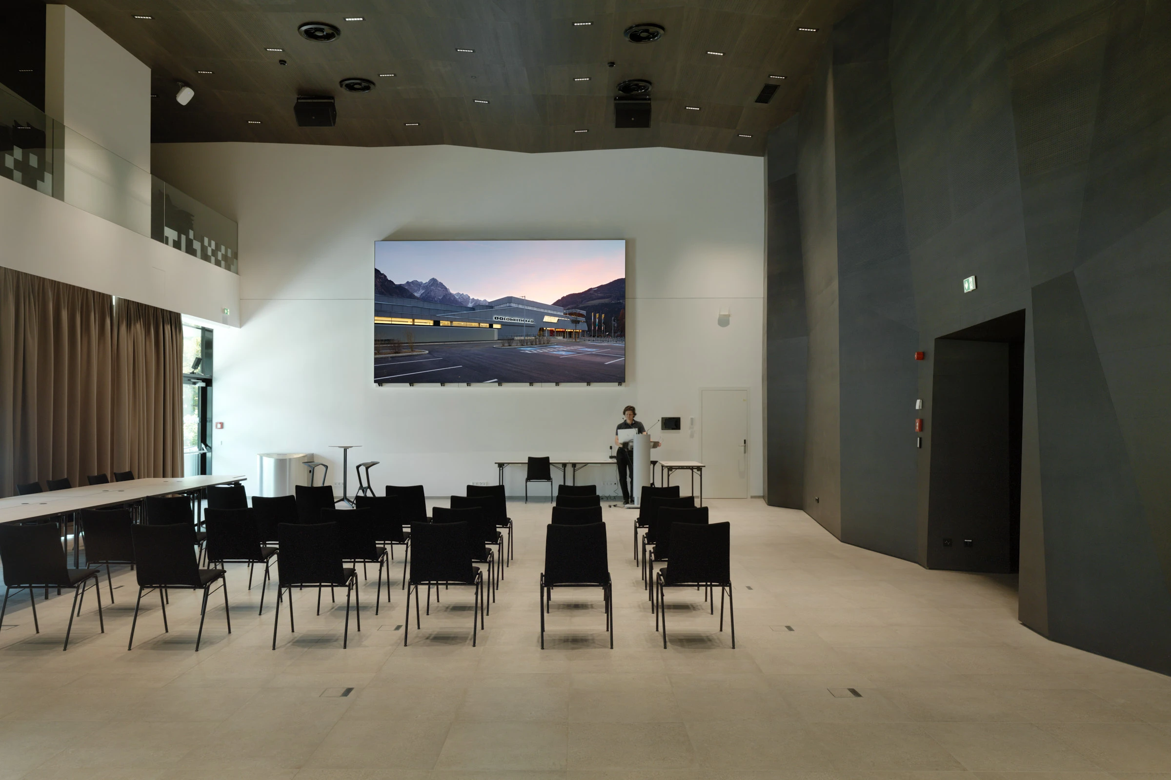 Kein Alt-Text zur Verfügung gestellt.