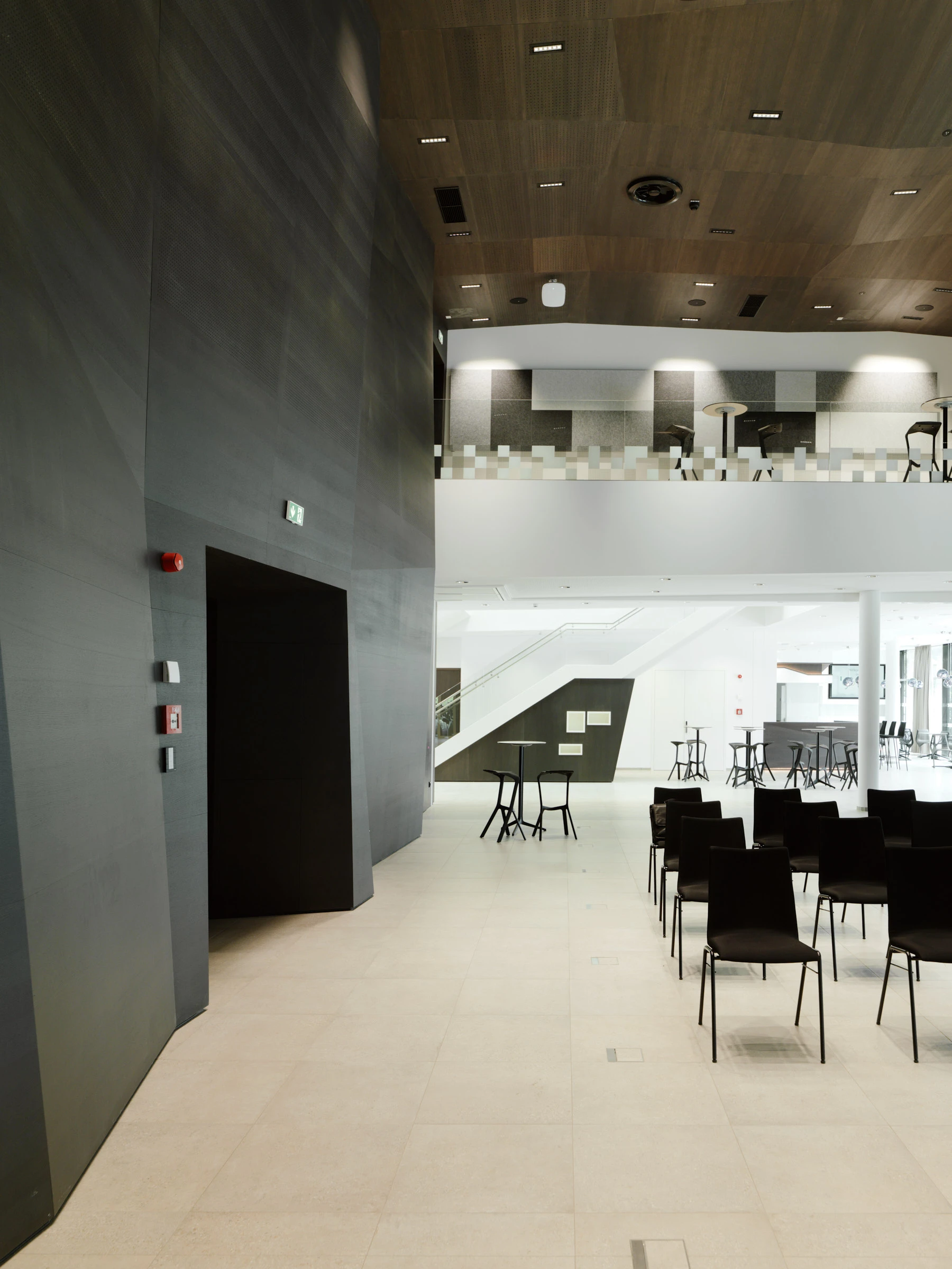 Kein Alt-Text zur Verfügung gestellt.