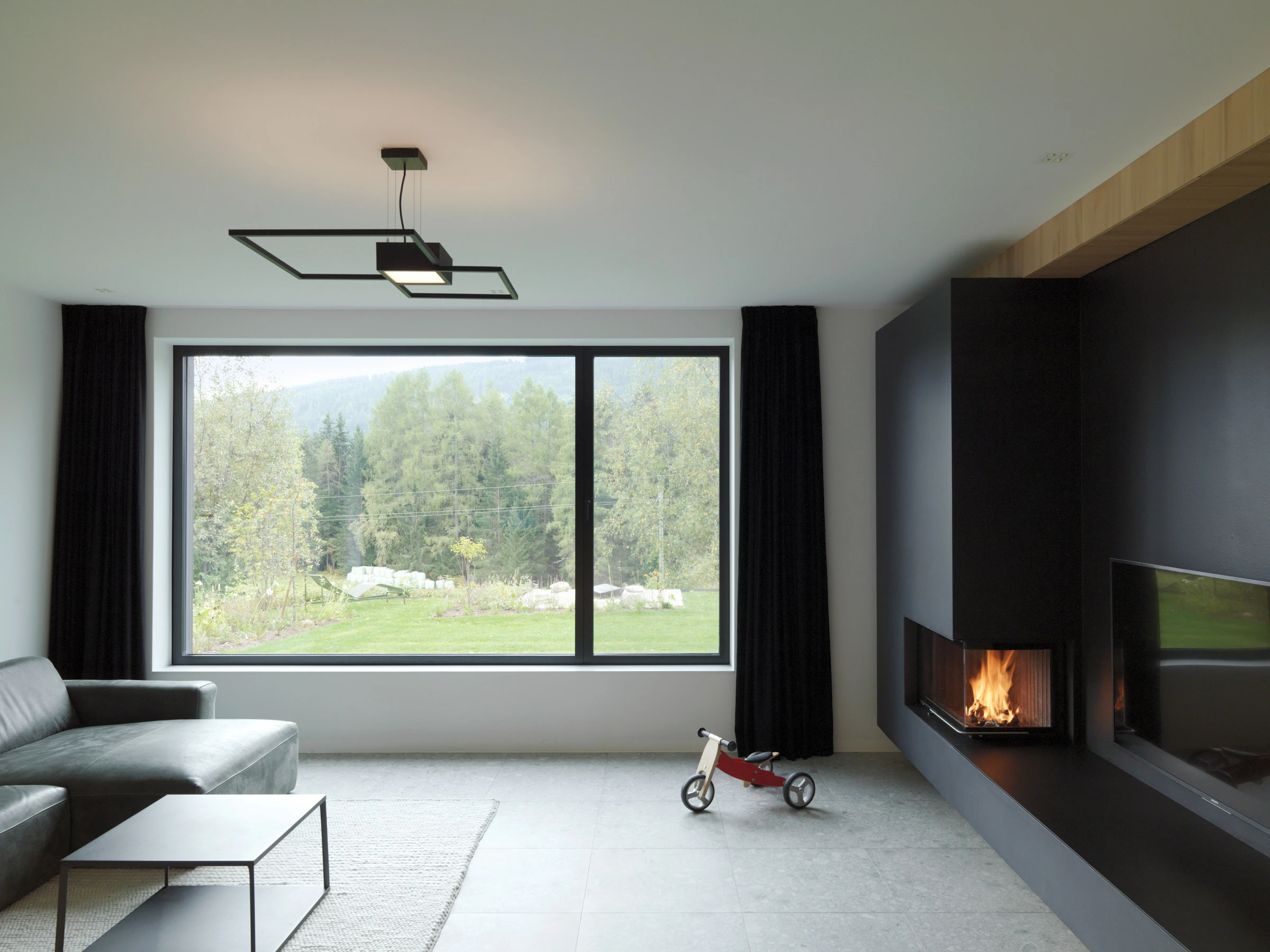 Kein Alt-Text zur Verfügung gestellt.