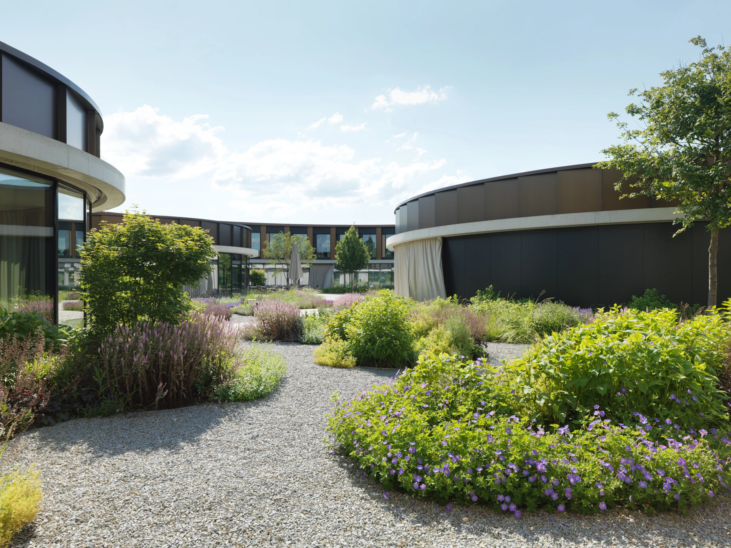 Kein Alt-Text zur Verfügung gestellt.