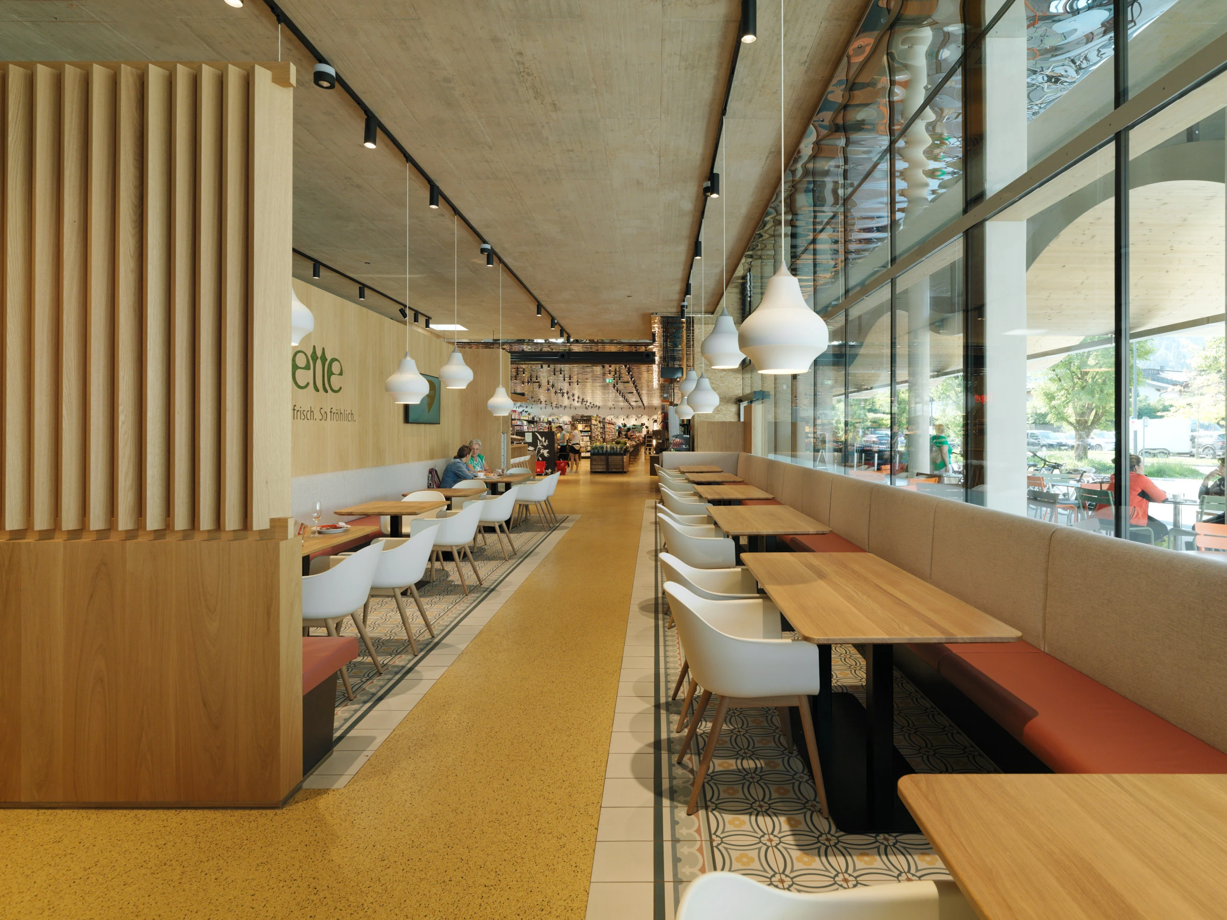 Kein Alt-Text zur Verfügung gestellt.