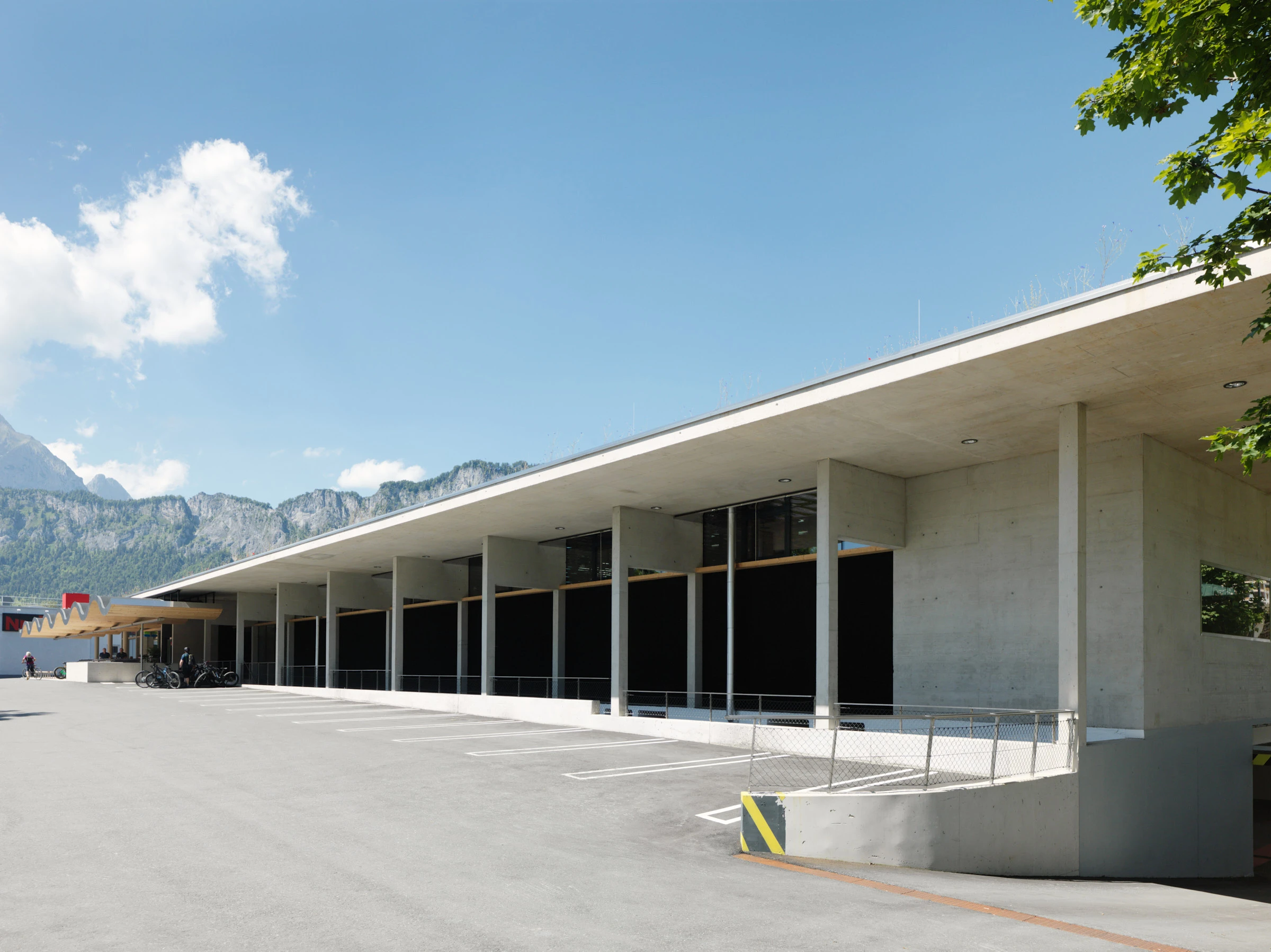 Kein Alt-Text zur Verfügung gestellt.