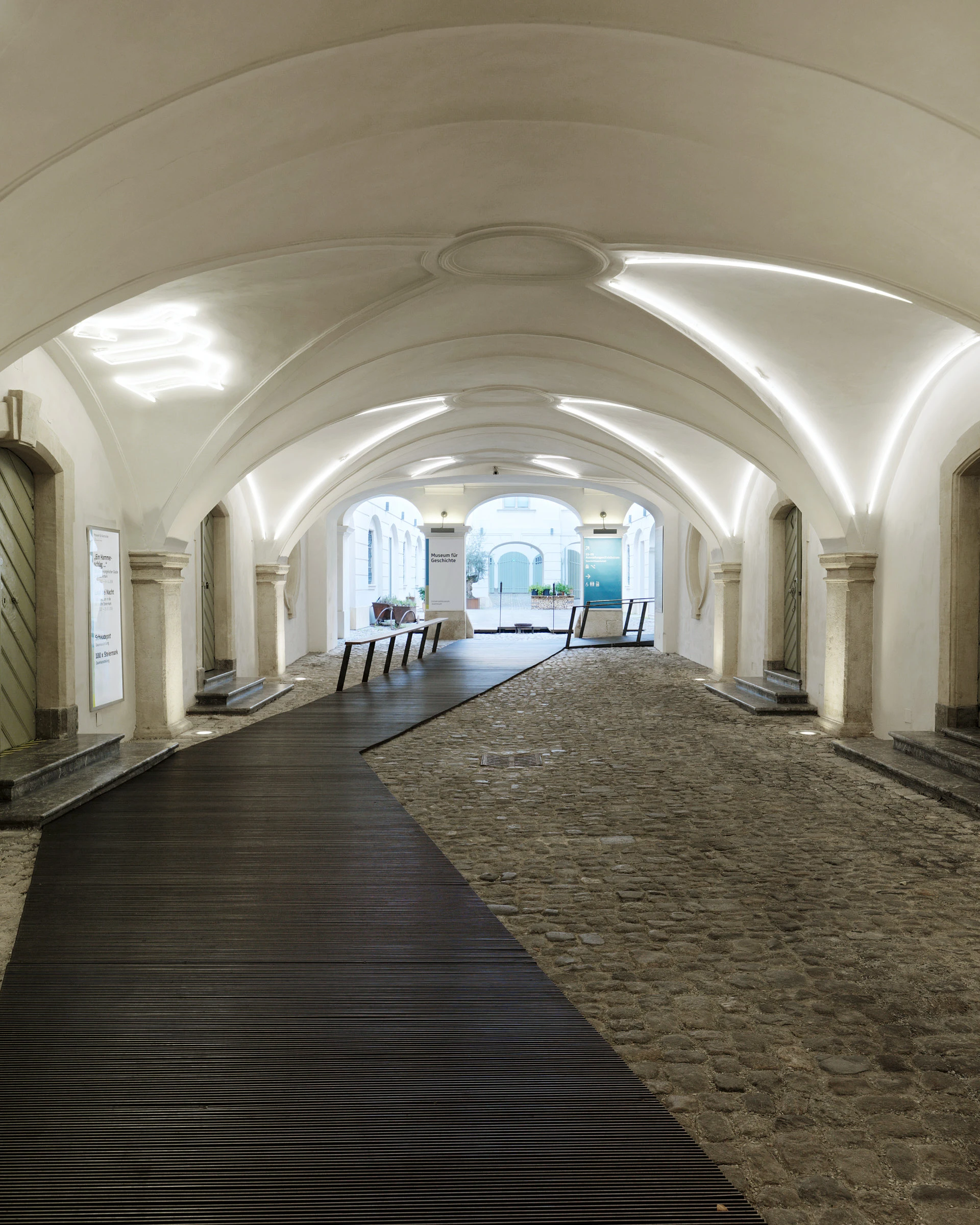 Kein Alt-Text zur Verfügung gestellt.