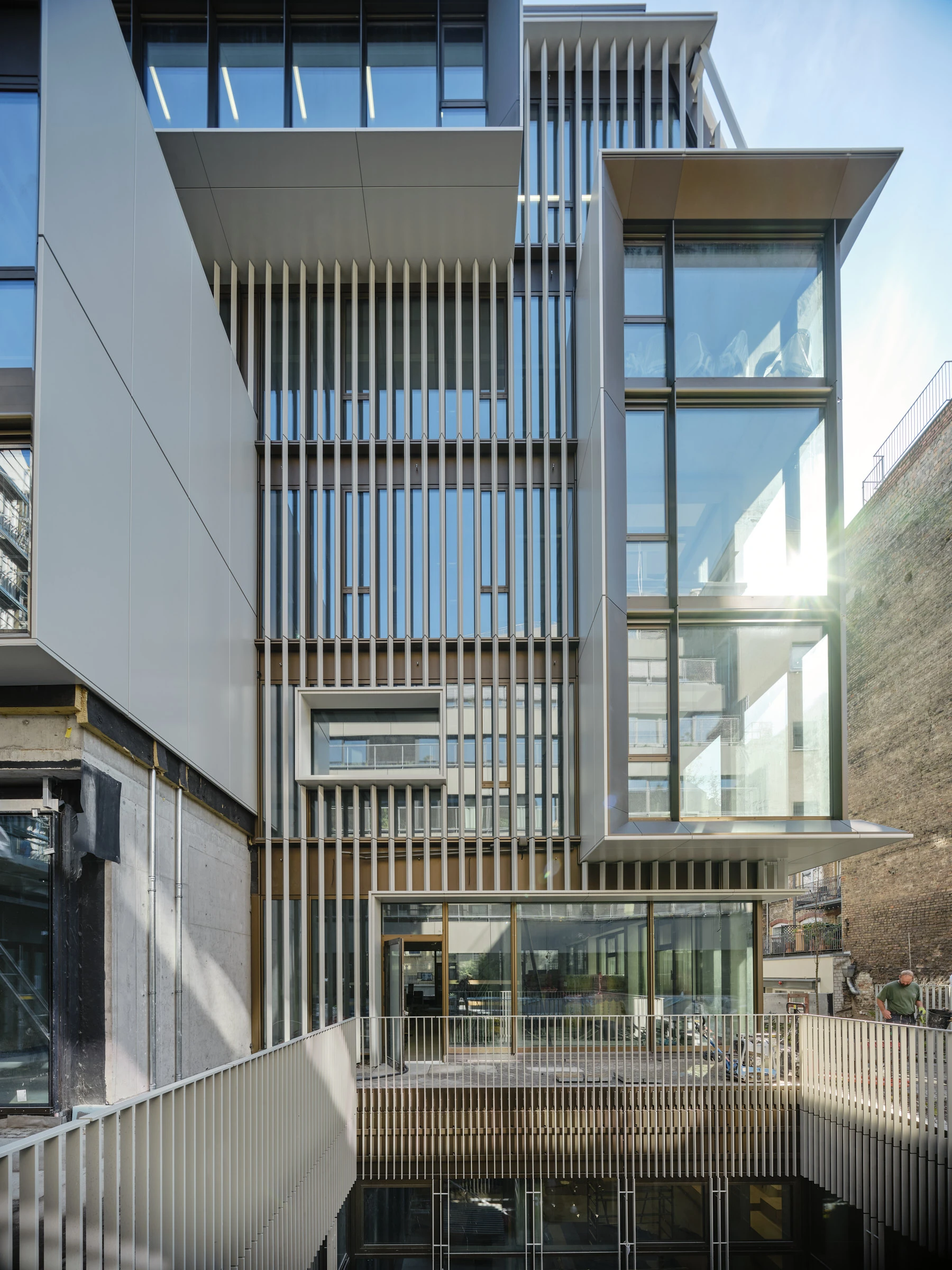 Kein Alt-Text zur Verfügung gestellt.