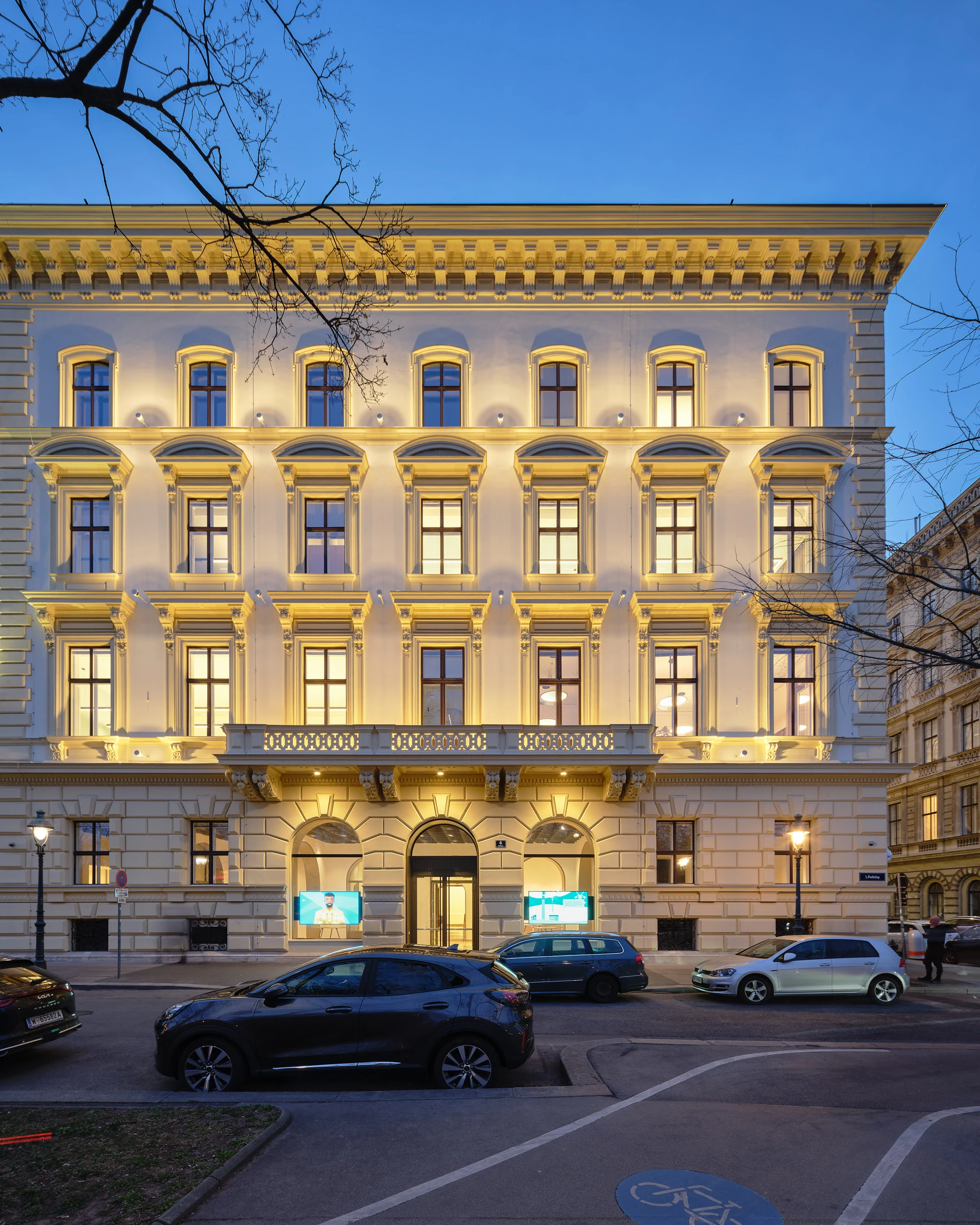 Kein Alt-Text zur Verfügung gestellt.