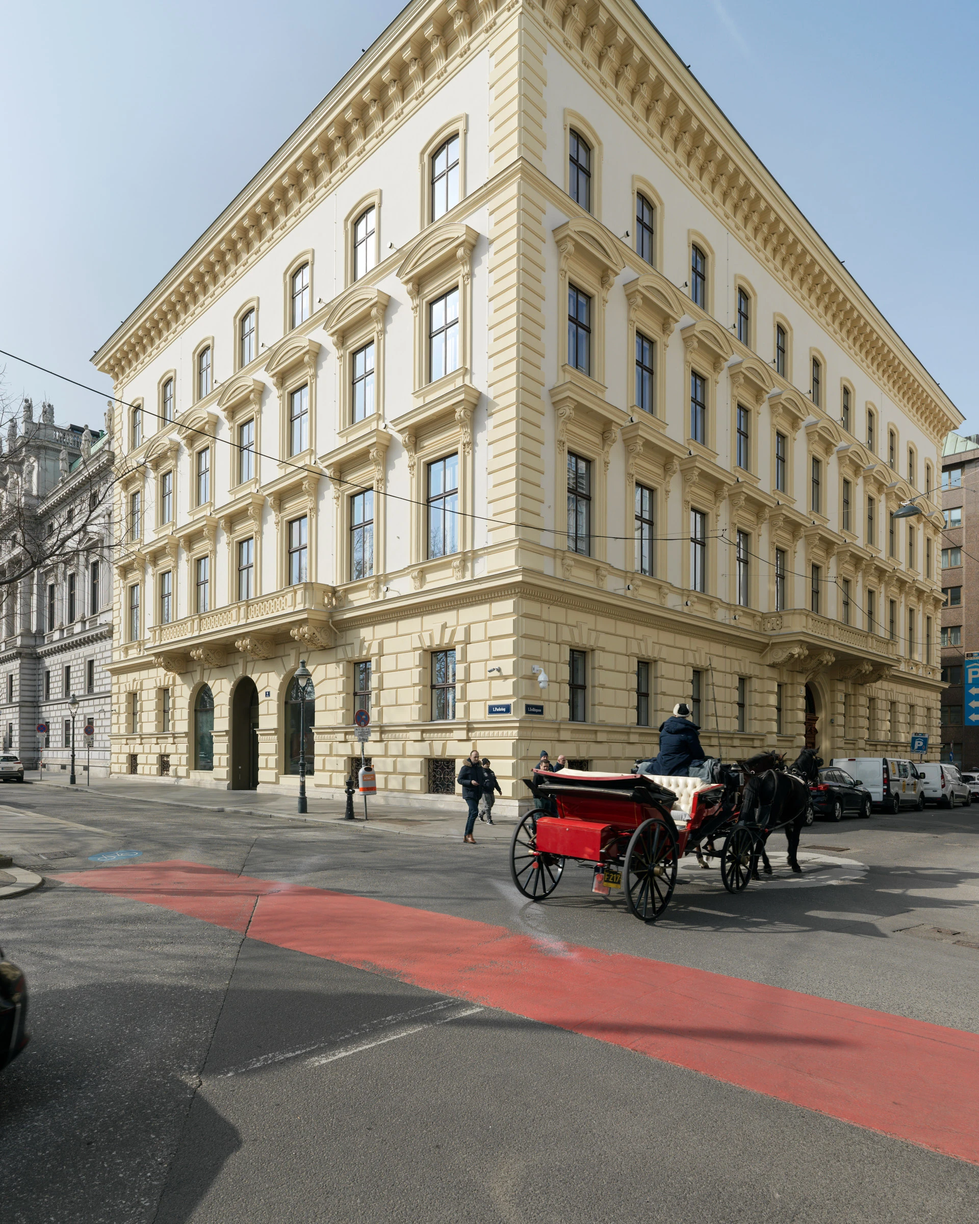 Kein Alt-Text zur Verfügung gestellt.