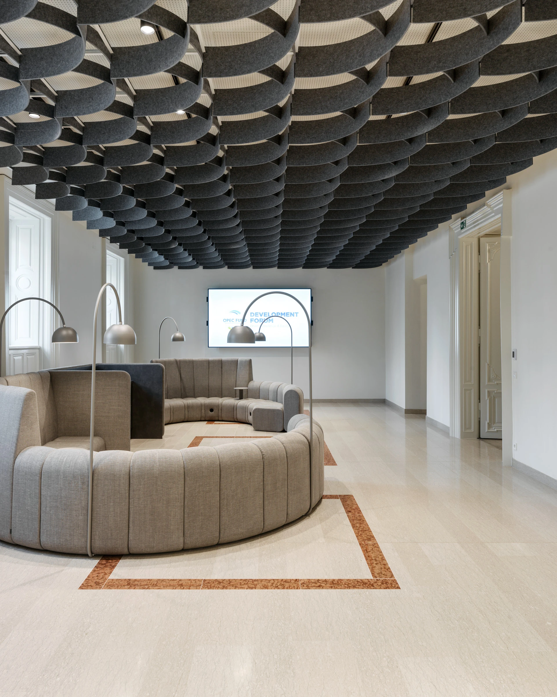 Kein Alt-Text zur Verfügung gestellt.