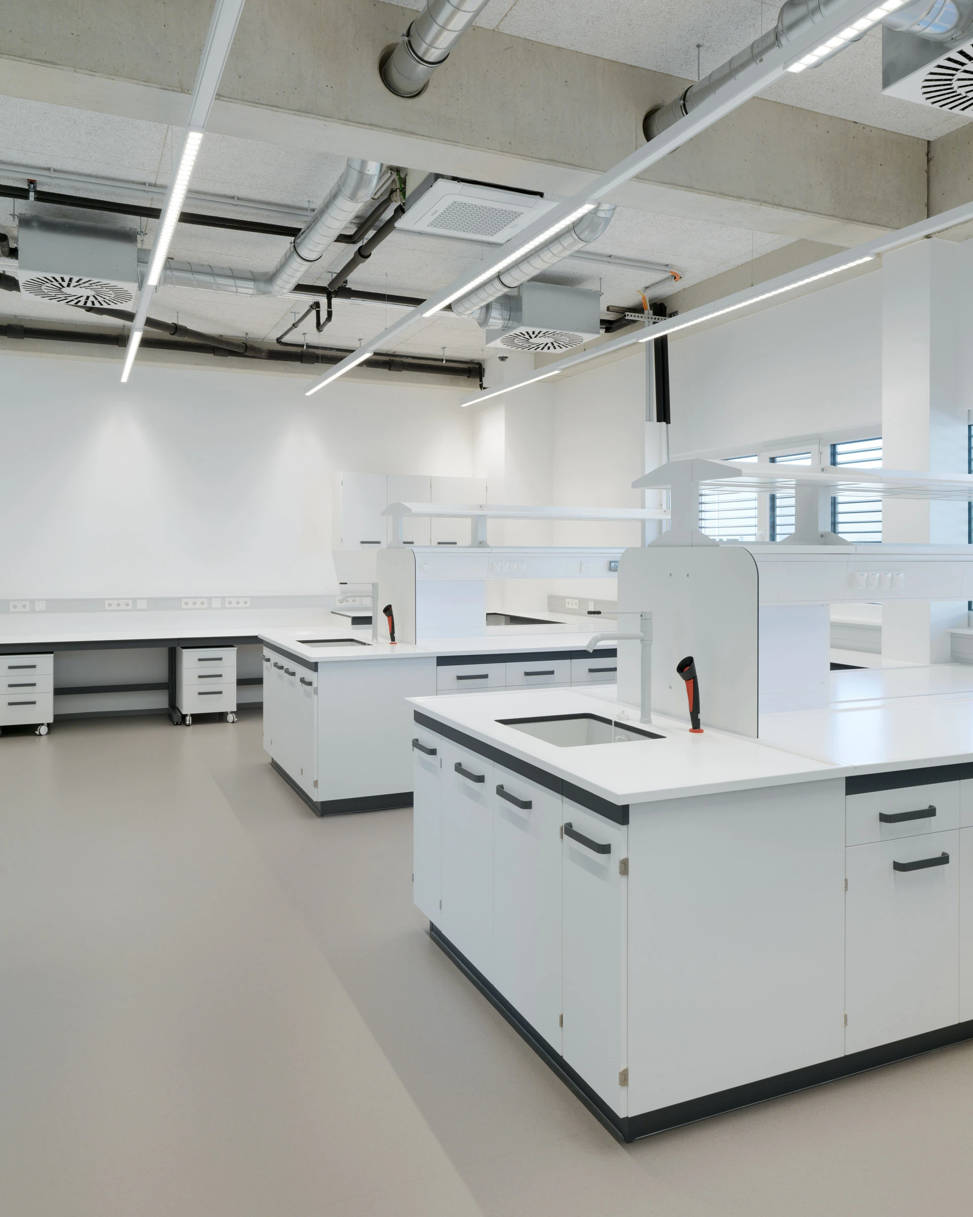 Kein Alt-Text zur Verfügung gestellt.