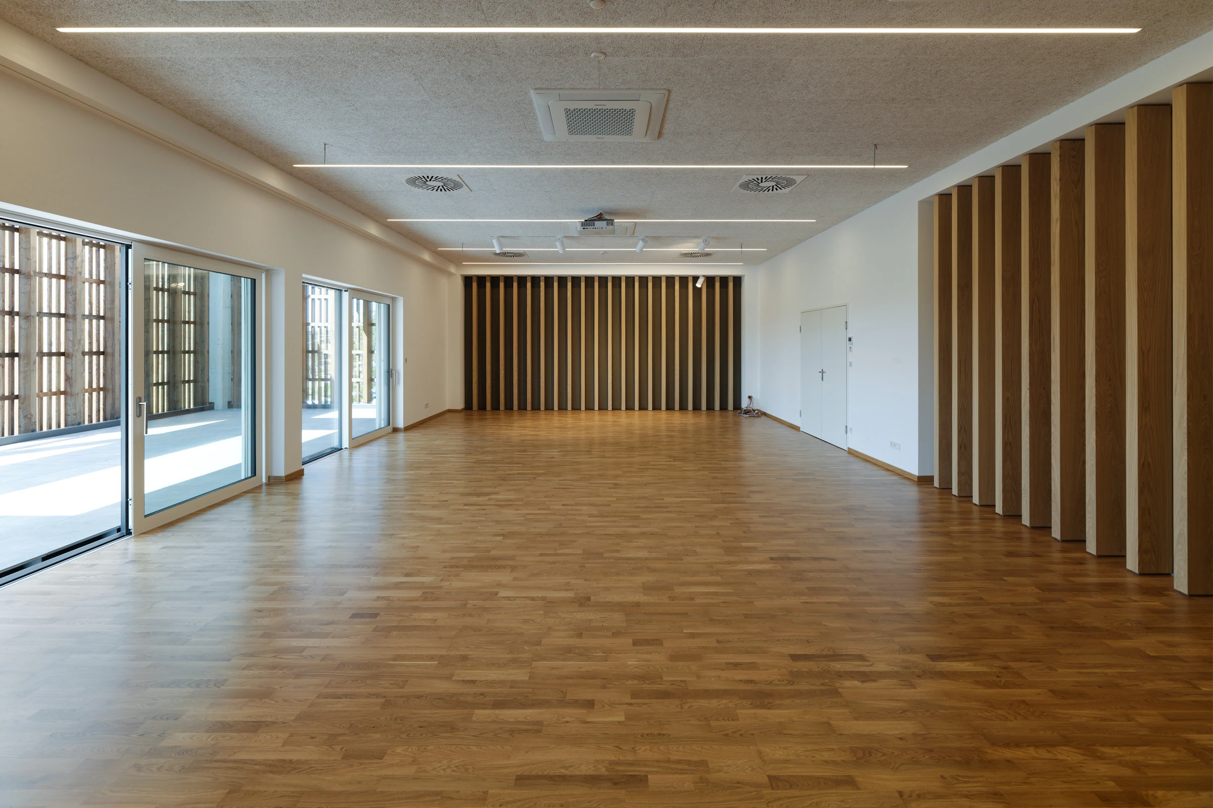 Kein Alt-Text zur Verfügung gestellt.