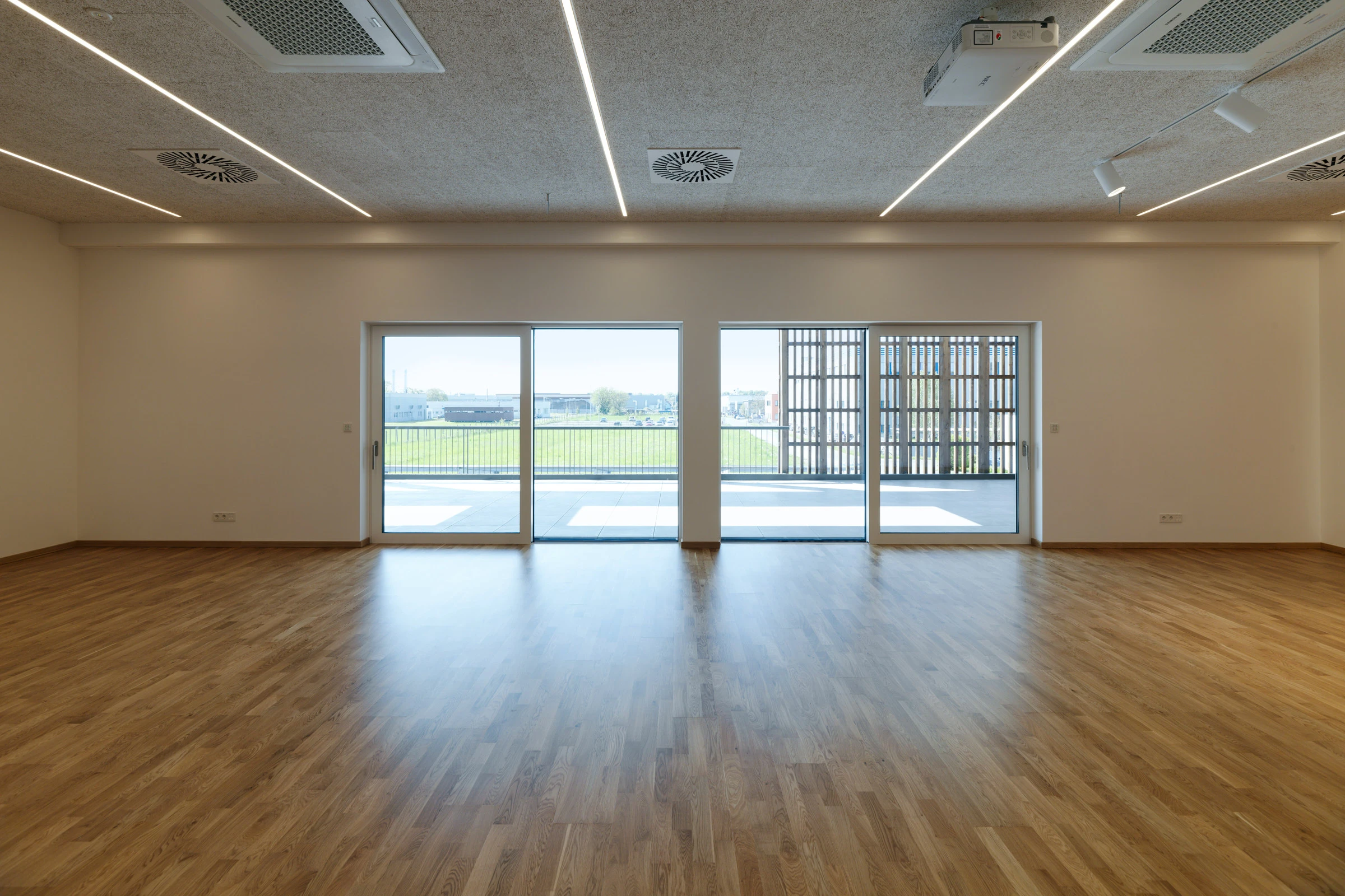 Kein Alt-Text zur Verfügung gestellt.