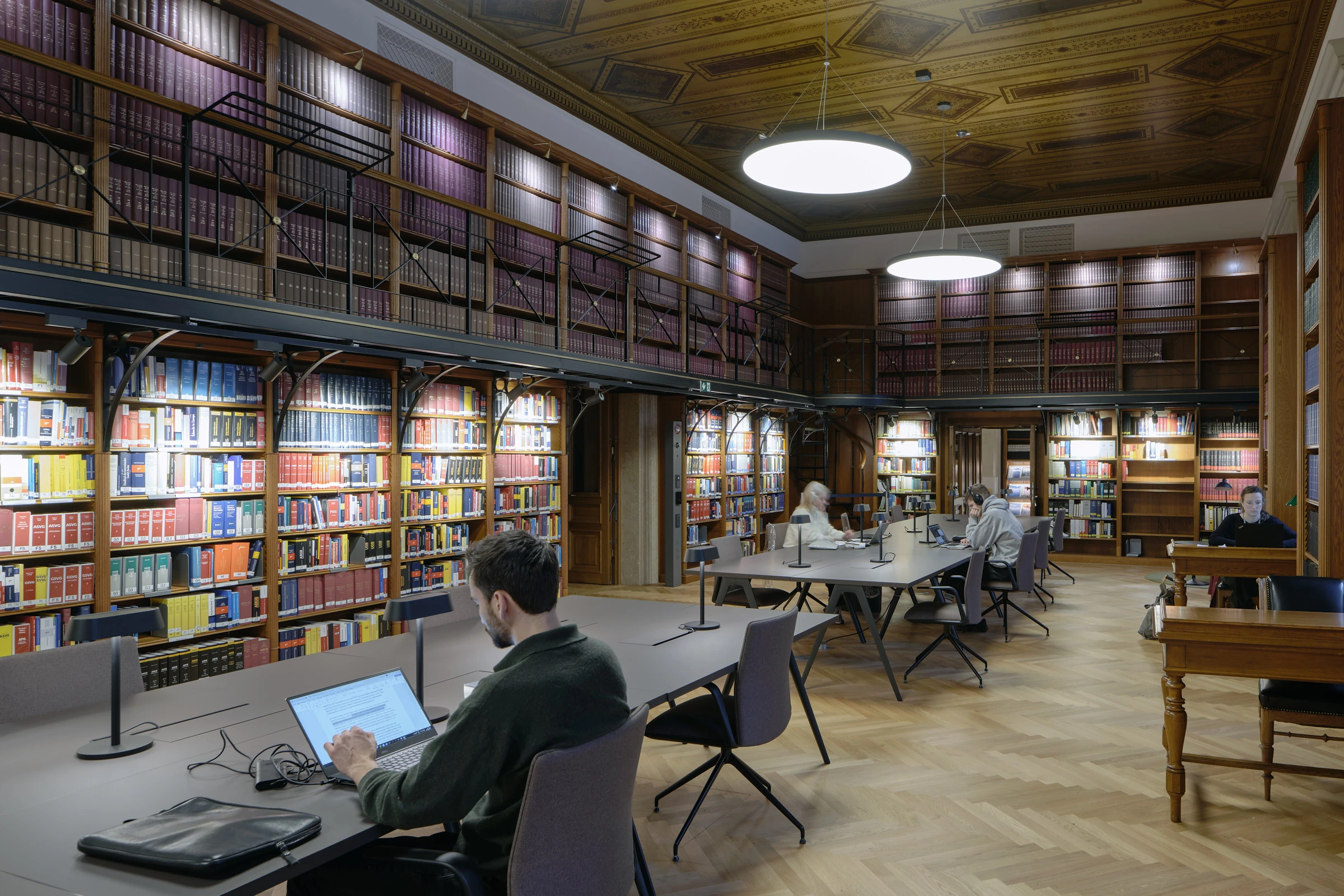 Kein Alt-Text zur Verfügung gestellt.