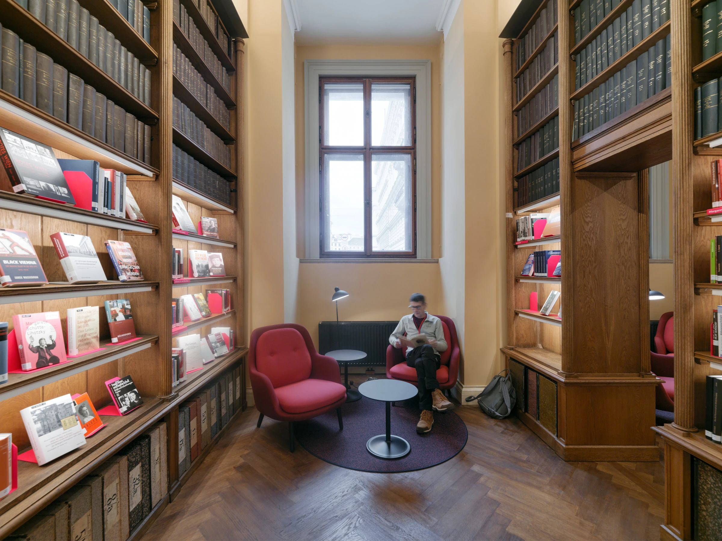 Kein Alt-Text zur Verfügung gestellt.