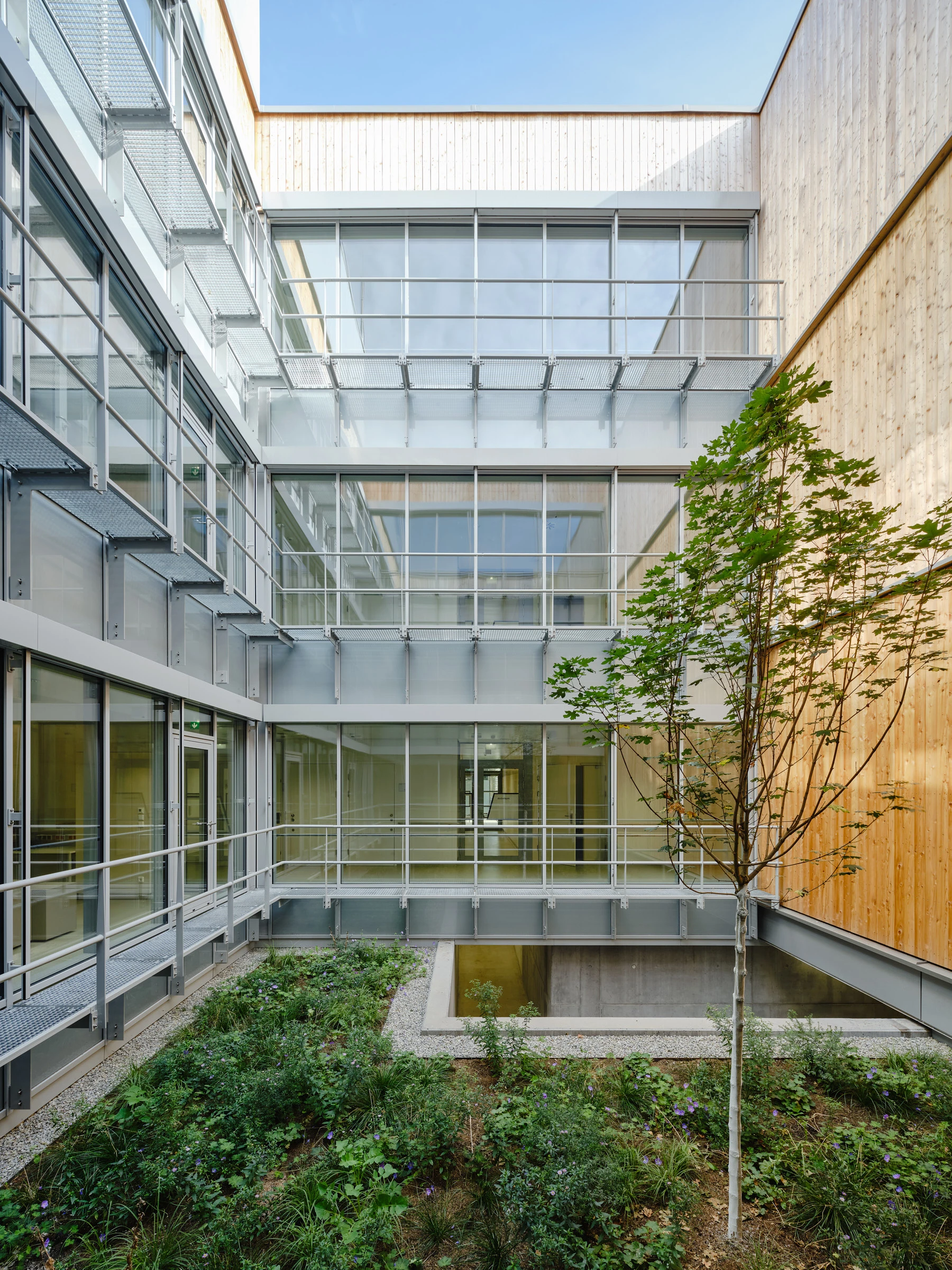 Kein Alt-Text zur Verfügung gestellt.