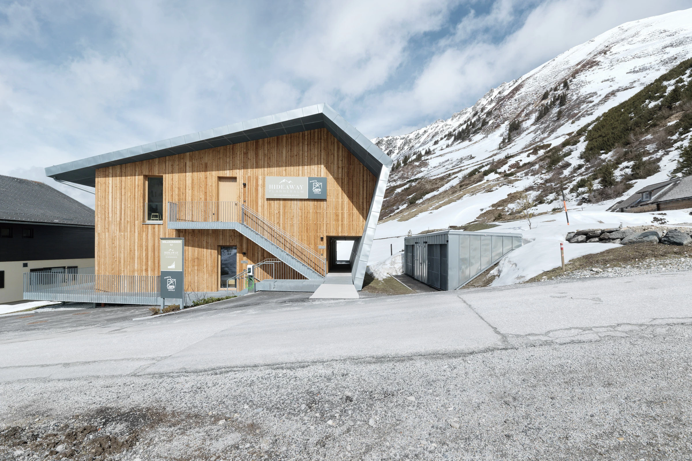 Kein Alt-Text zur Verfügung gestellt.