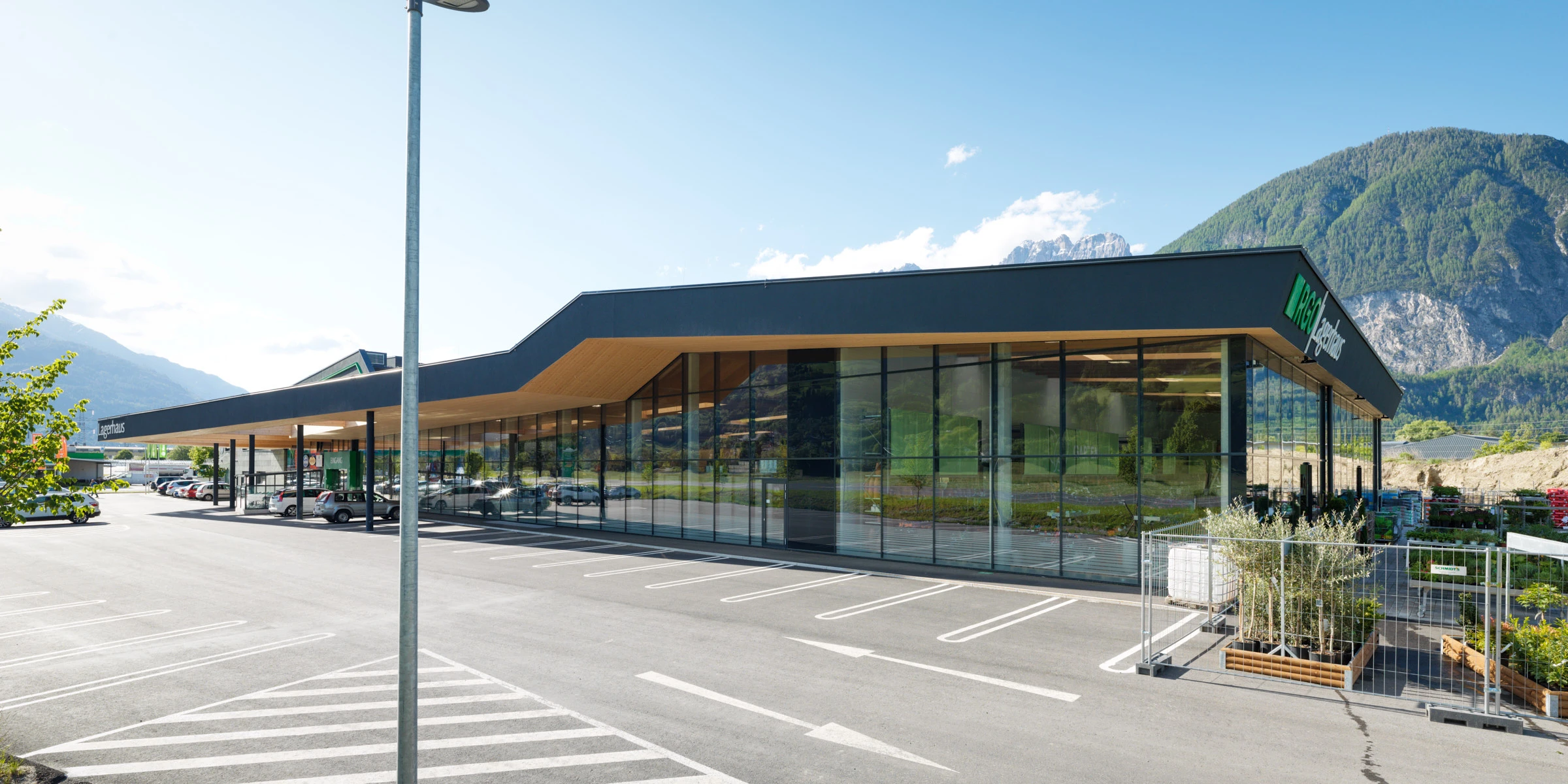 Kein Alt-Text zur Verfügung gestellt.