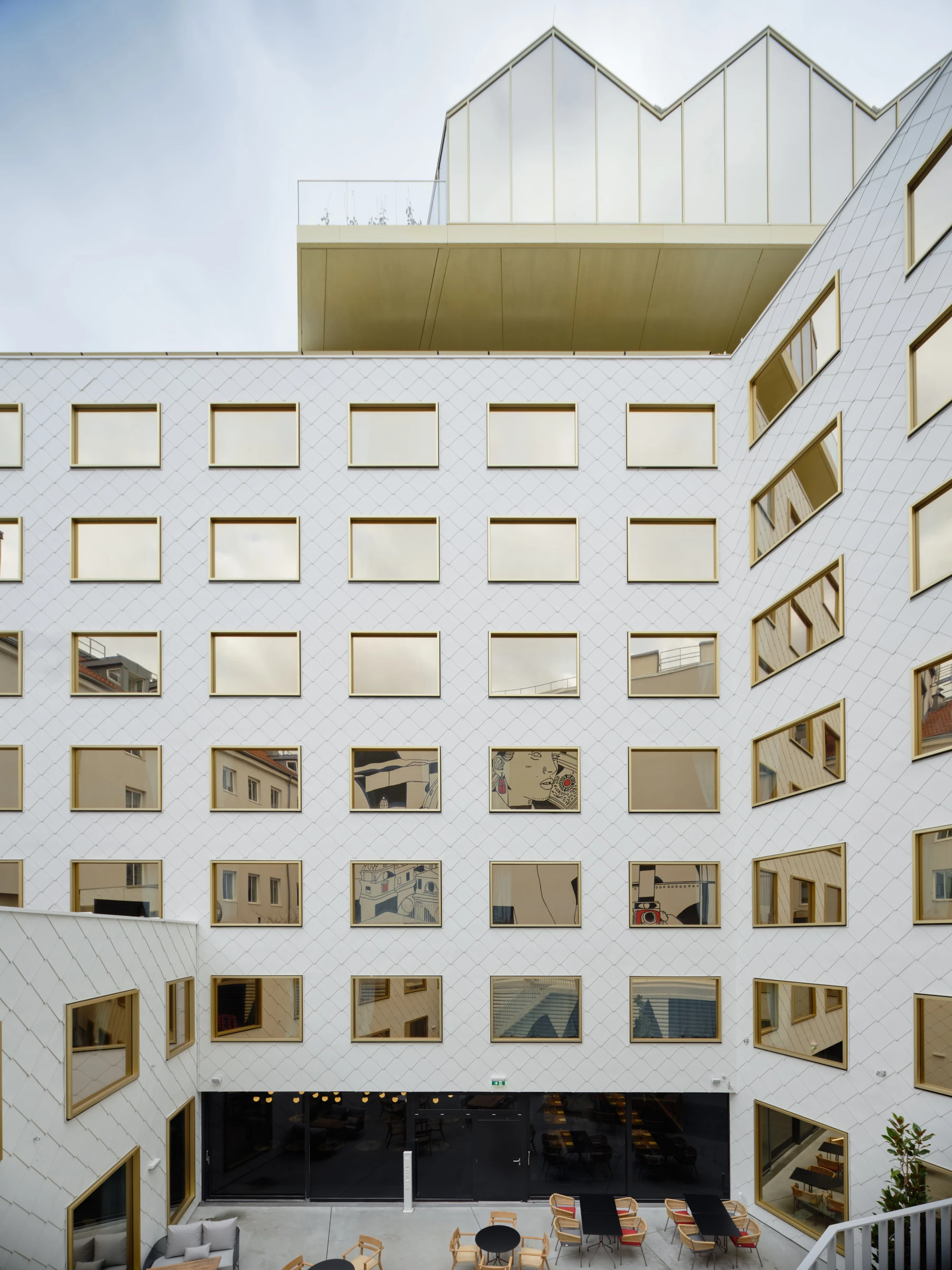 Kein Alt-Text zur Verfügung gestellt.