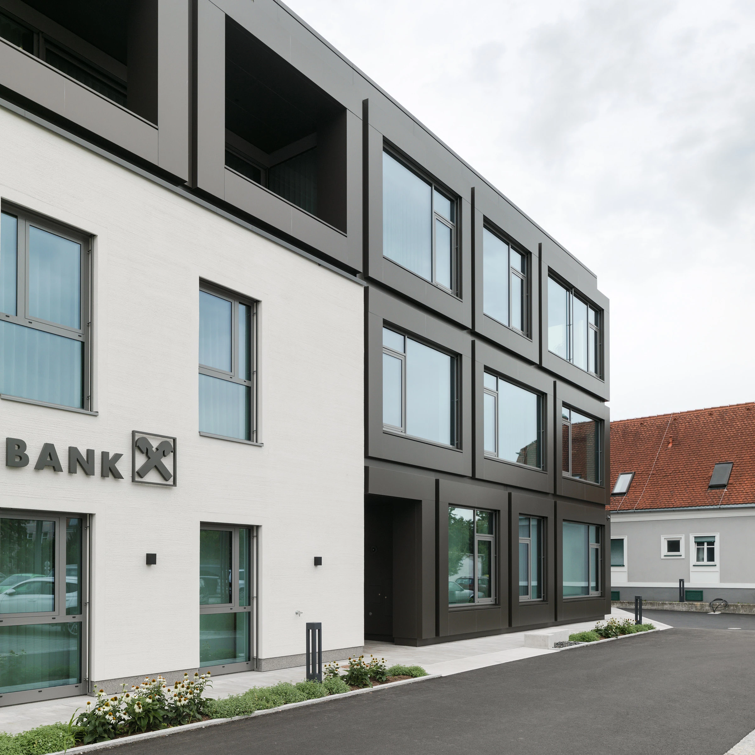 Kein Alt-Text zur Verfügung gestellt.