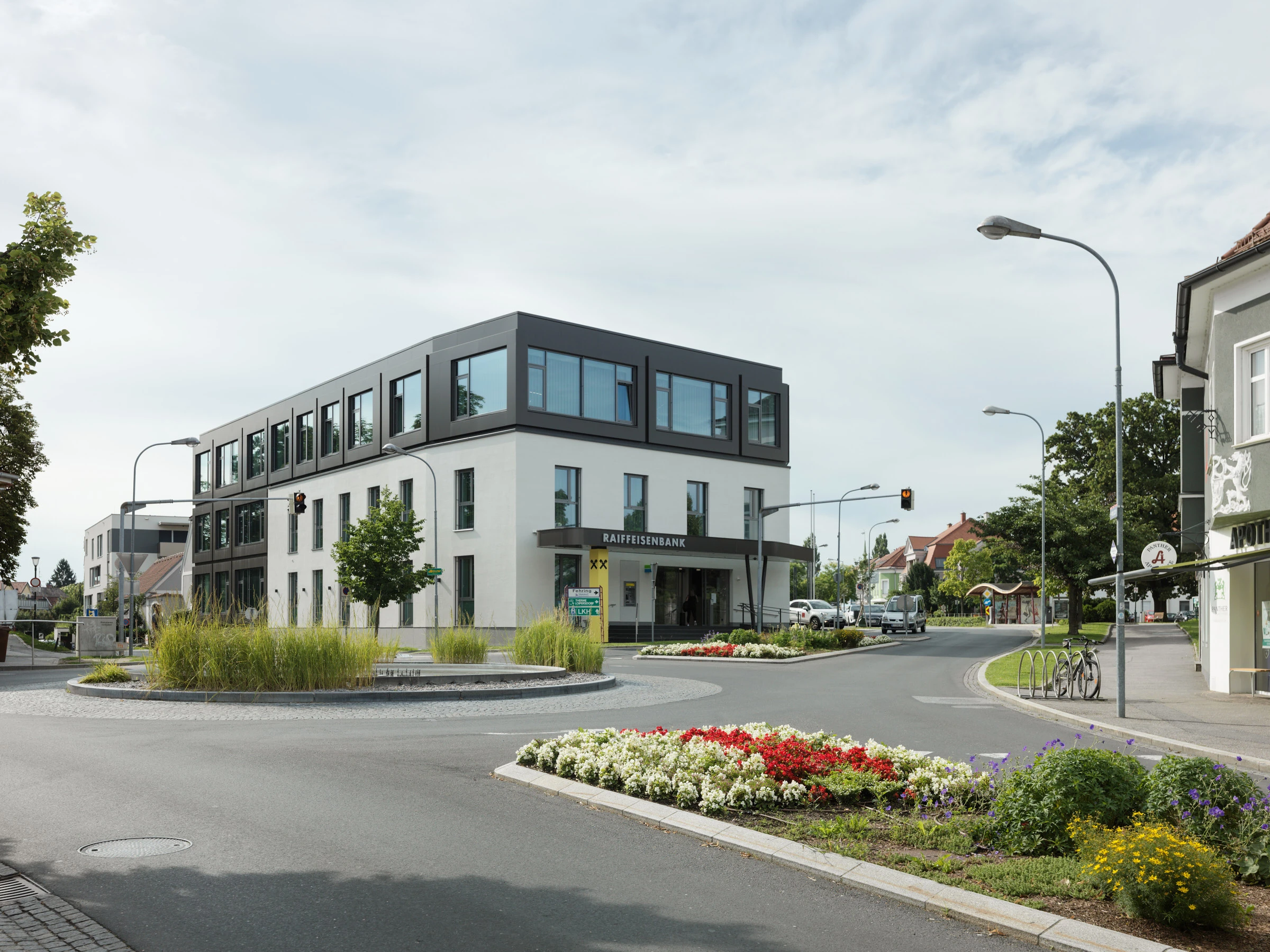 Kein Alt-Text zur Verfügung gestellt.