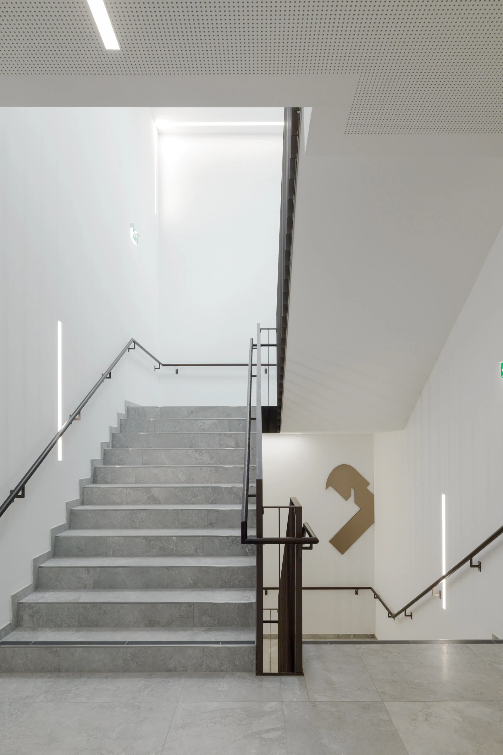 Kein Alt-Text zur Verfügung gestellt.