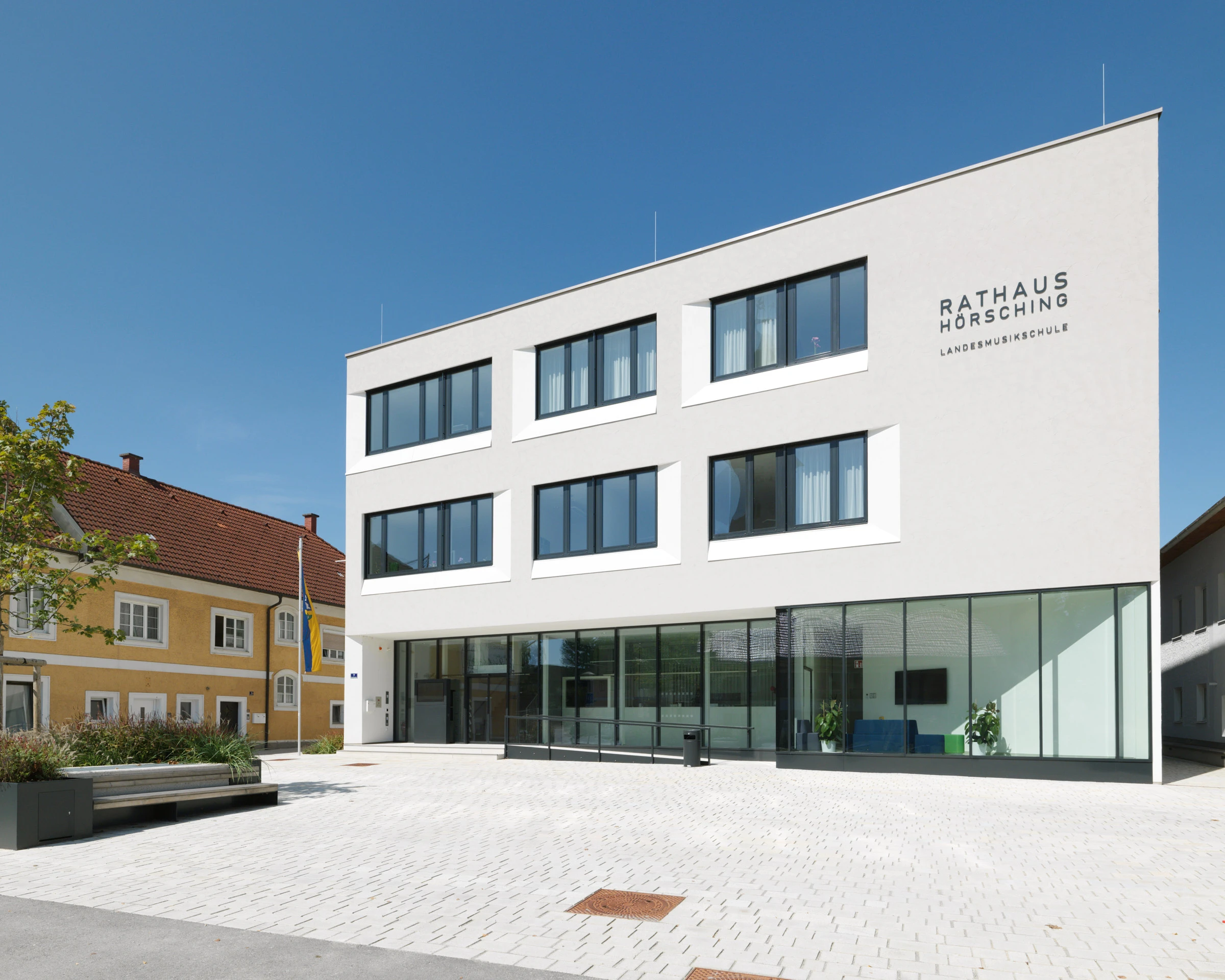 Kein Alt-Text zur Verfügung gestellt.