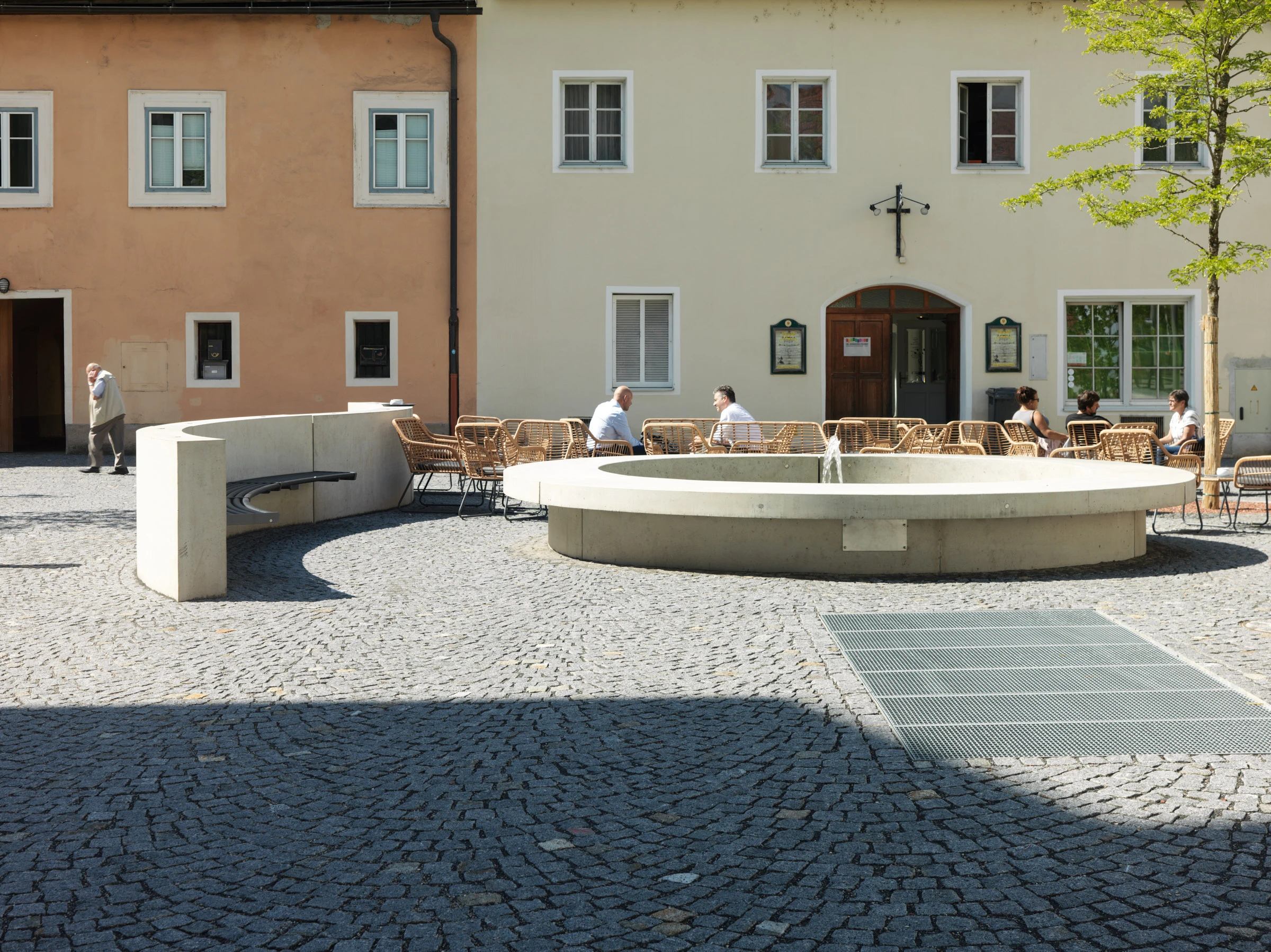 Kein Alt-Text zur Verfügung gestellt.