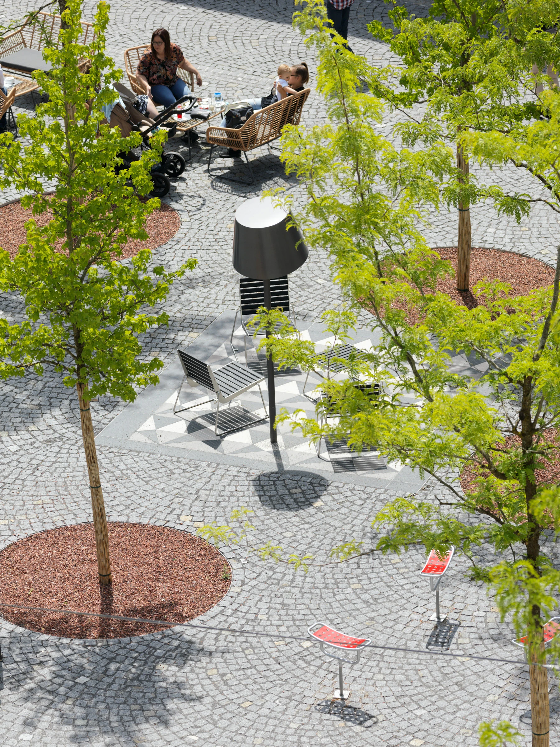 Kein Alt-Text zur Verfügung gestellt.