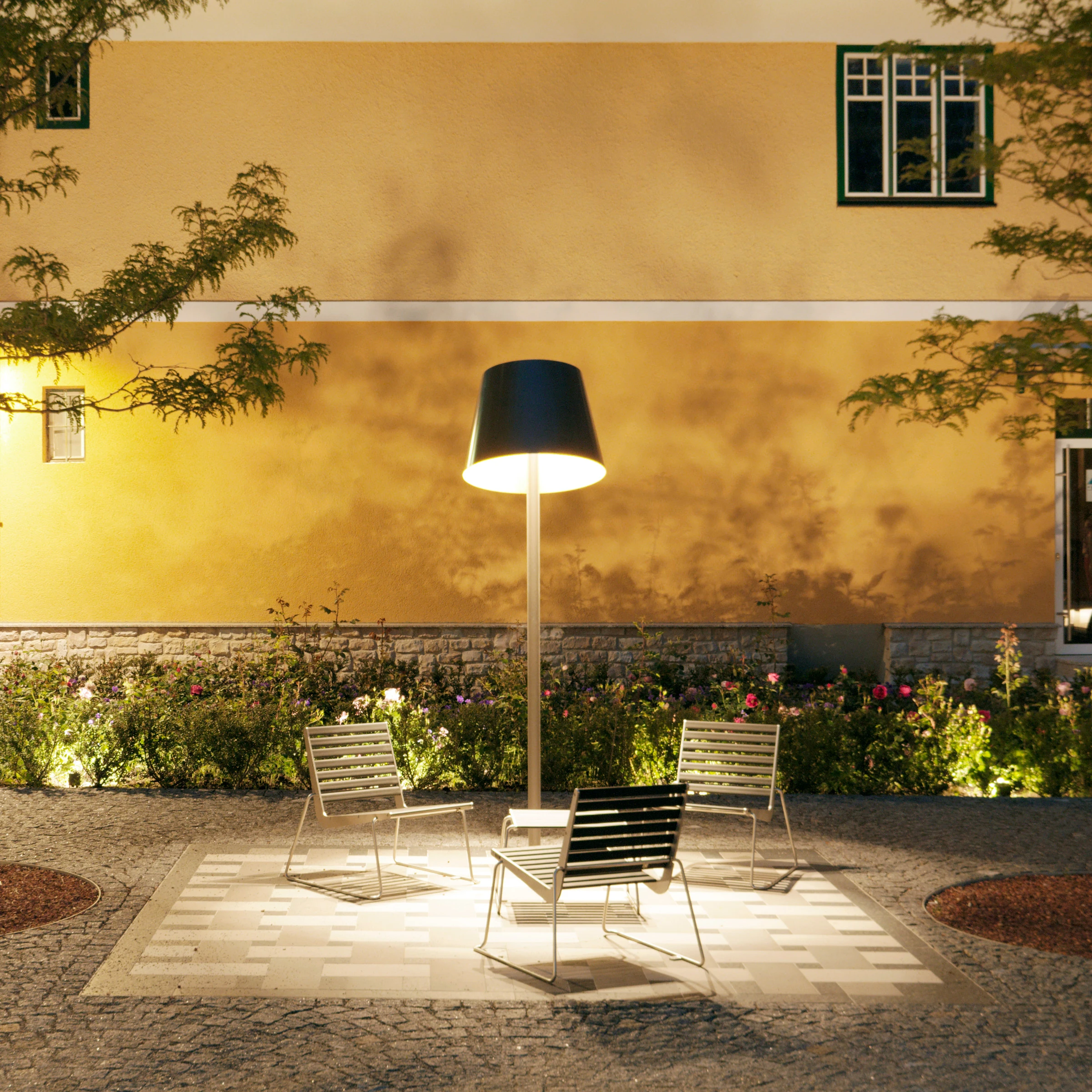 Kein Alt-Text zur Verfügung gestellt.