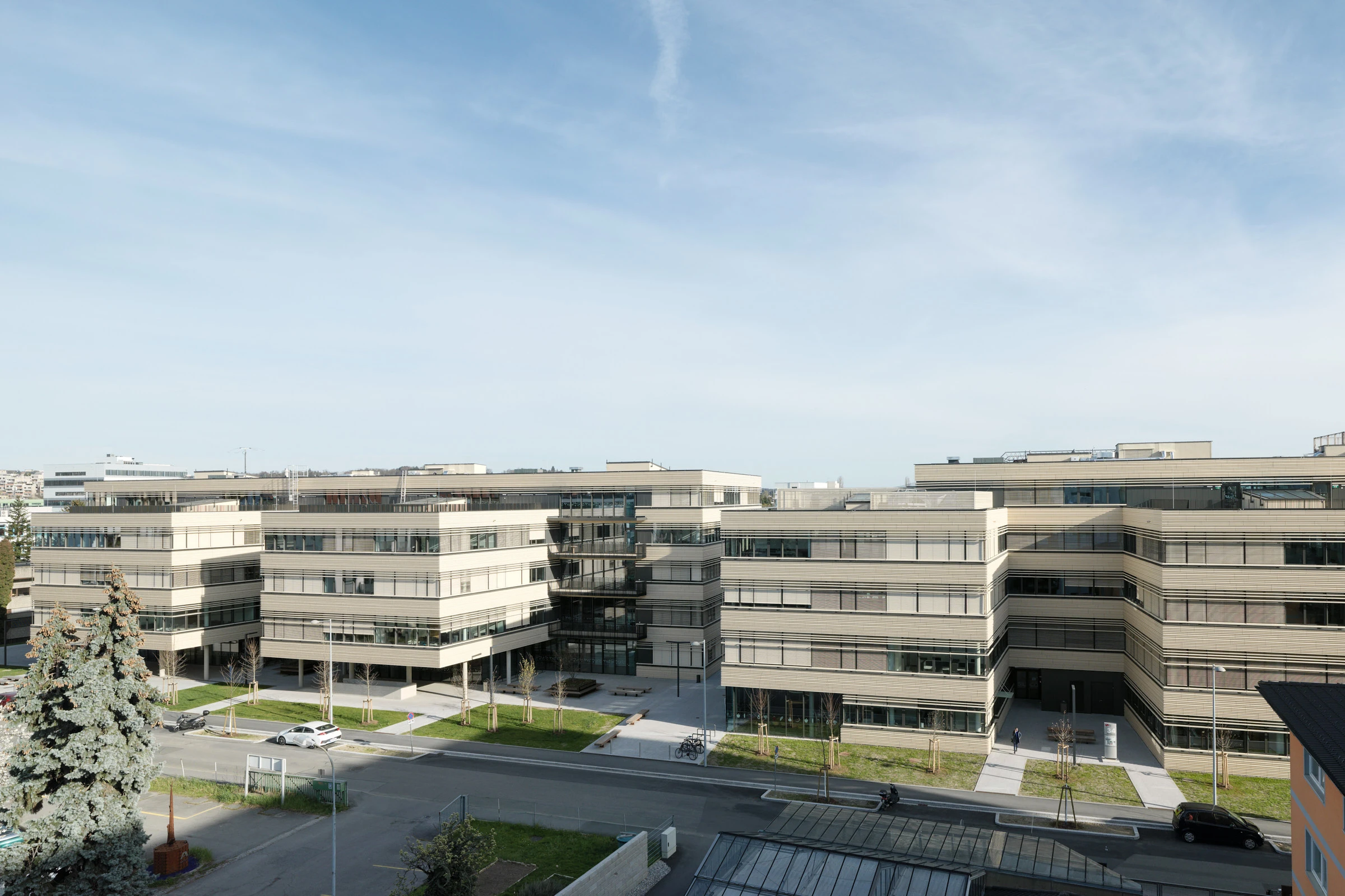 Kein Alt-Text zur Verfügung gestellt.