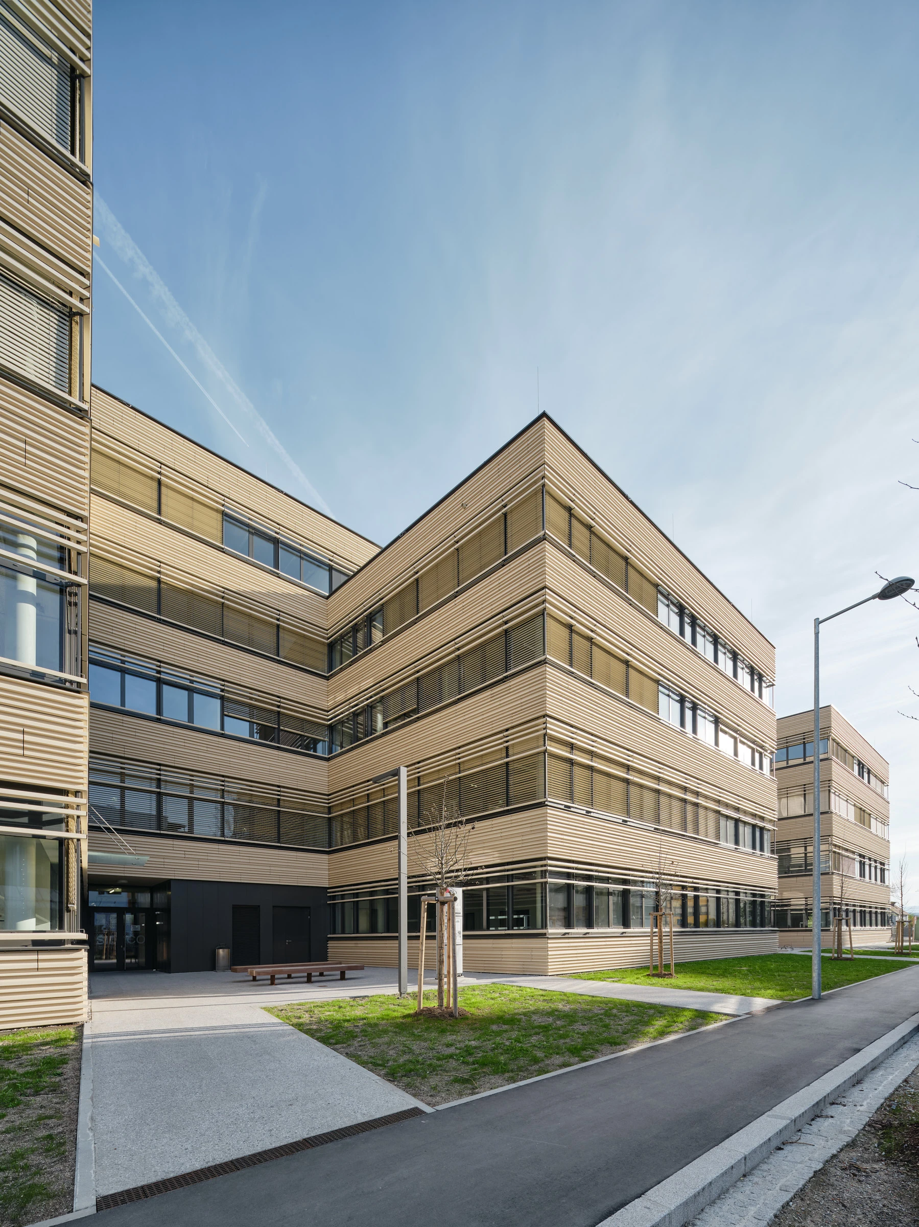 Kein Alt-Text zur Verfügung gestellt.