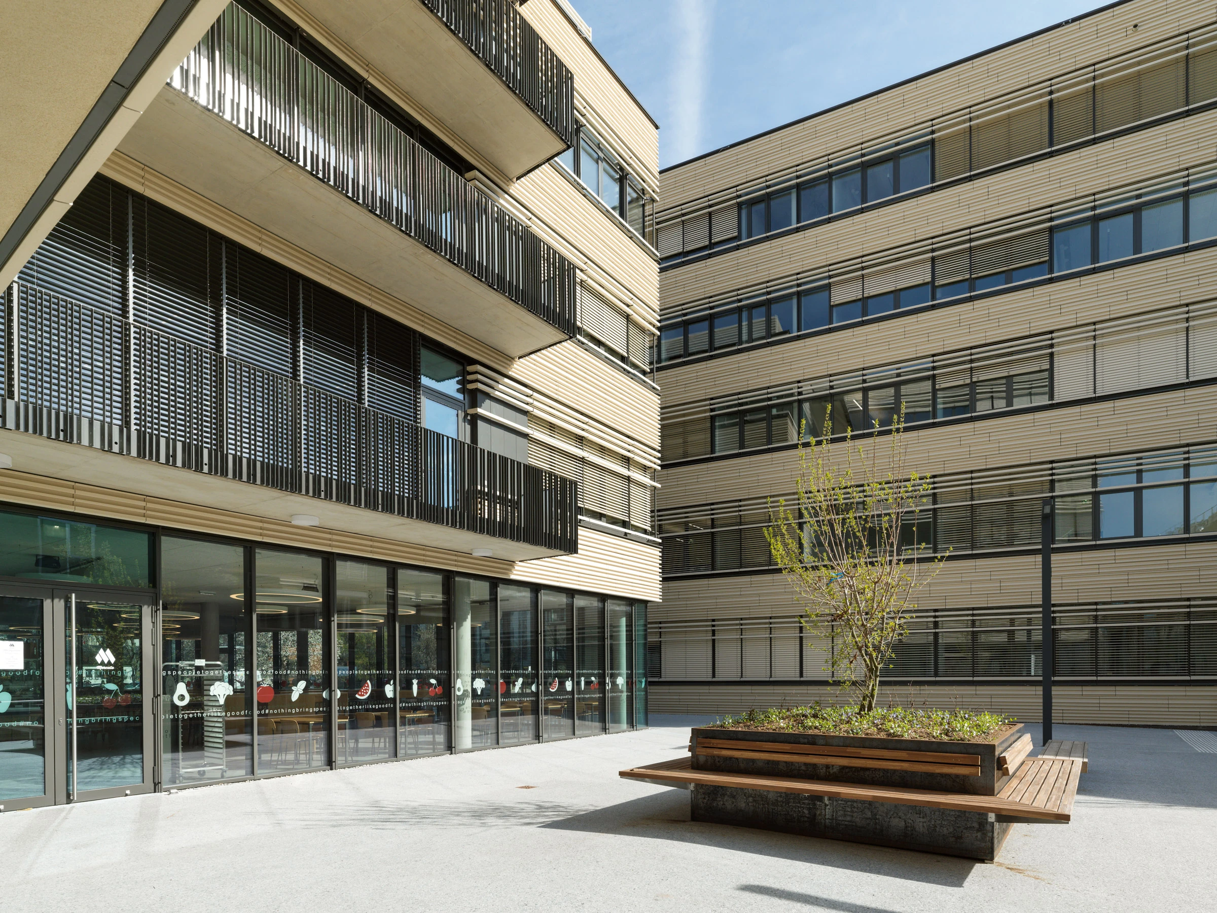 Kein Alt-Text zur Verfügung gestellt.