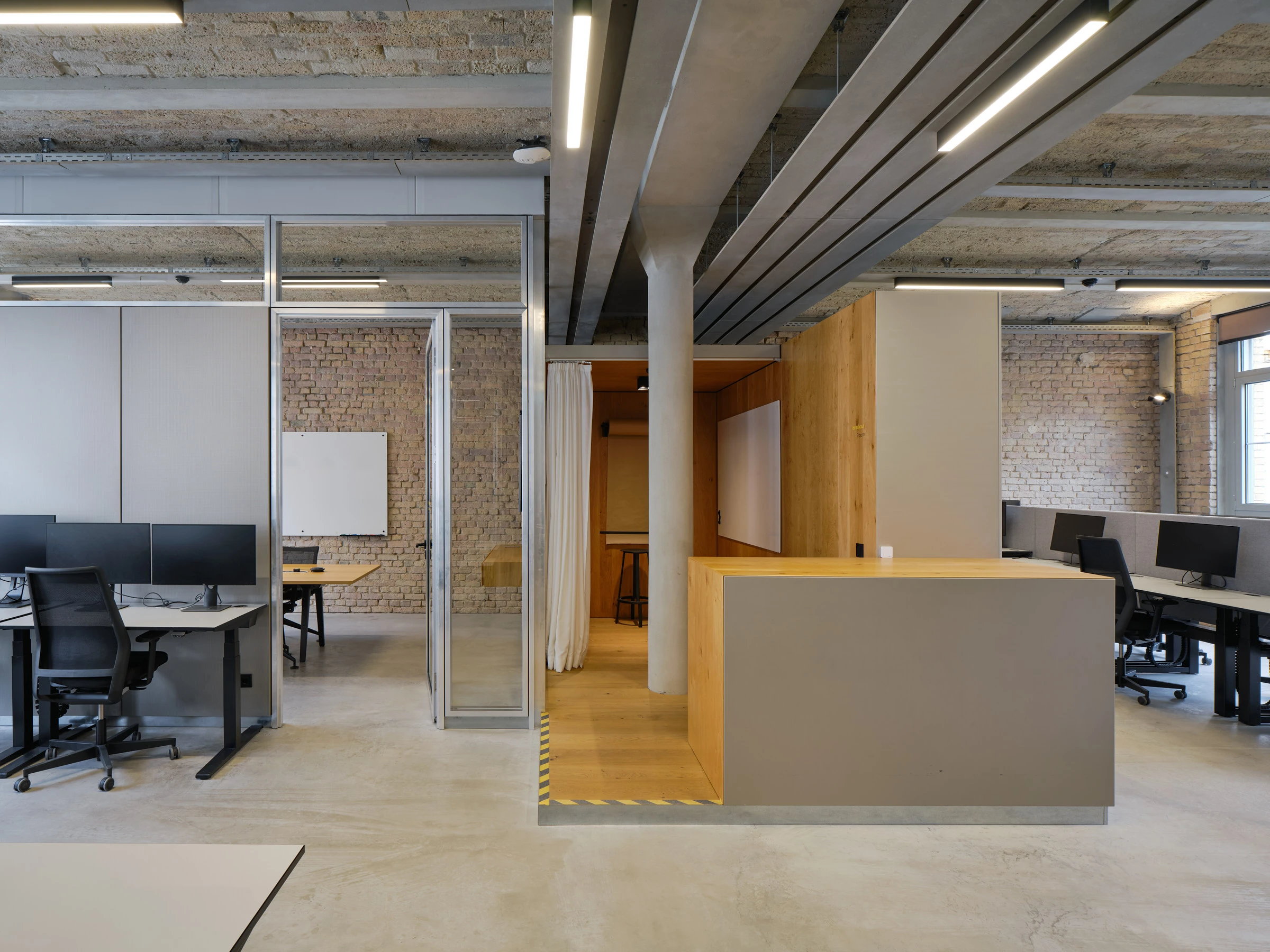 Kein Alt-Text zur Verfügung gestellt.