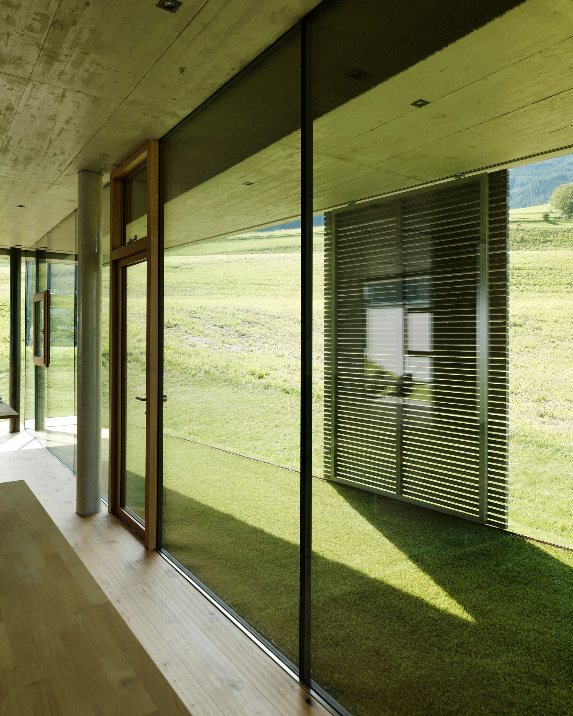 Kein Alt-Text zur Verfügung gestellt.