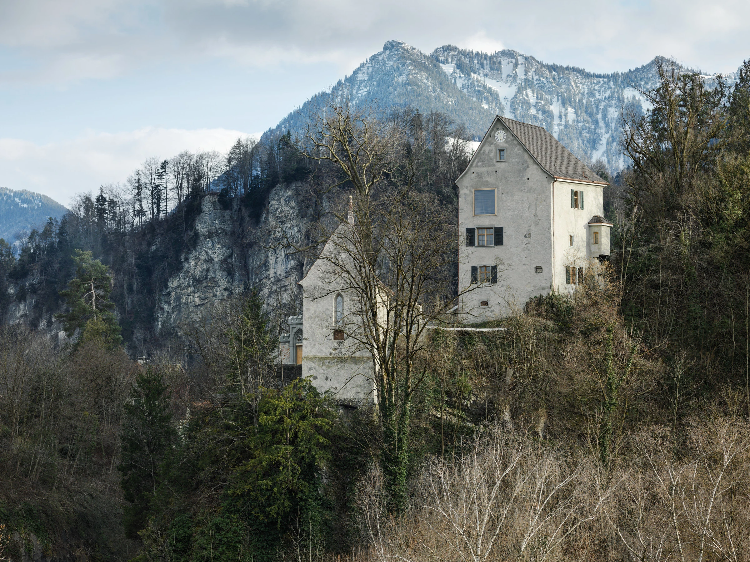 Kein Alt-Text zur Verfügung gestellt.